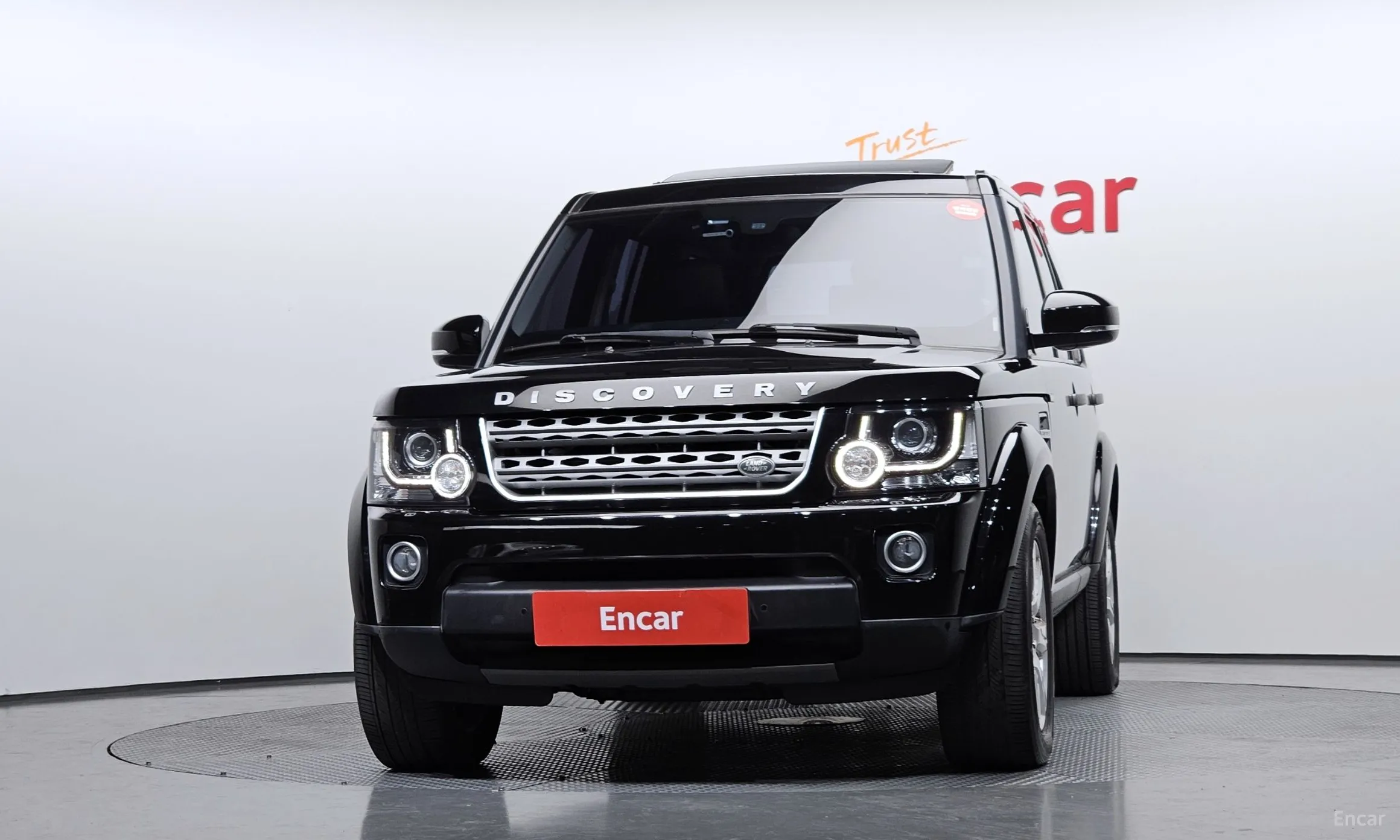 Land Rover Discovery 4 превью 3