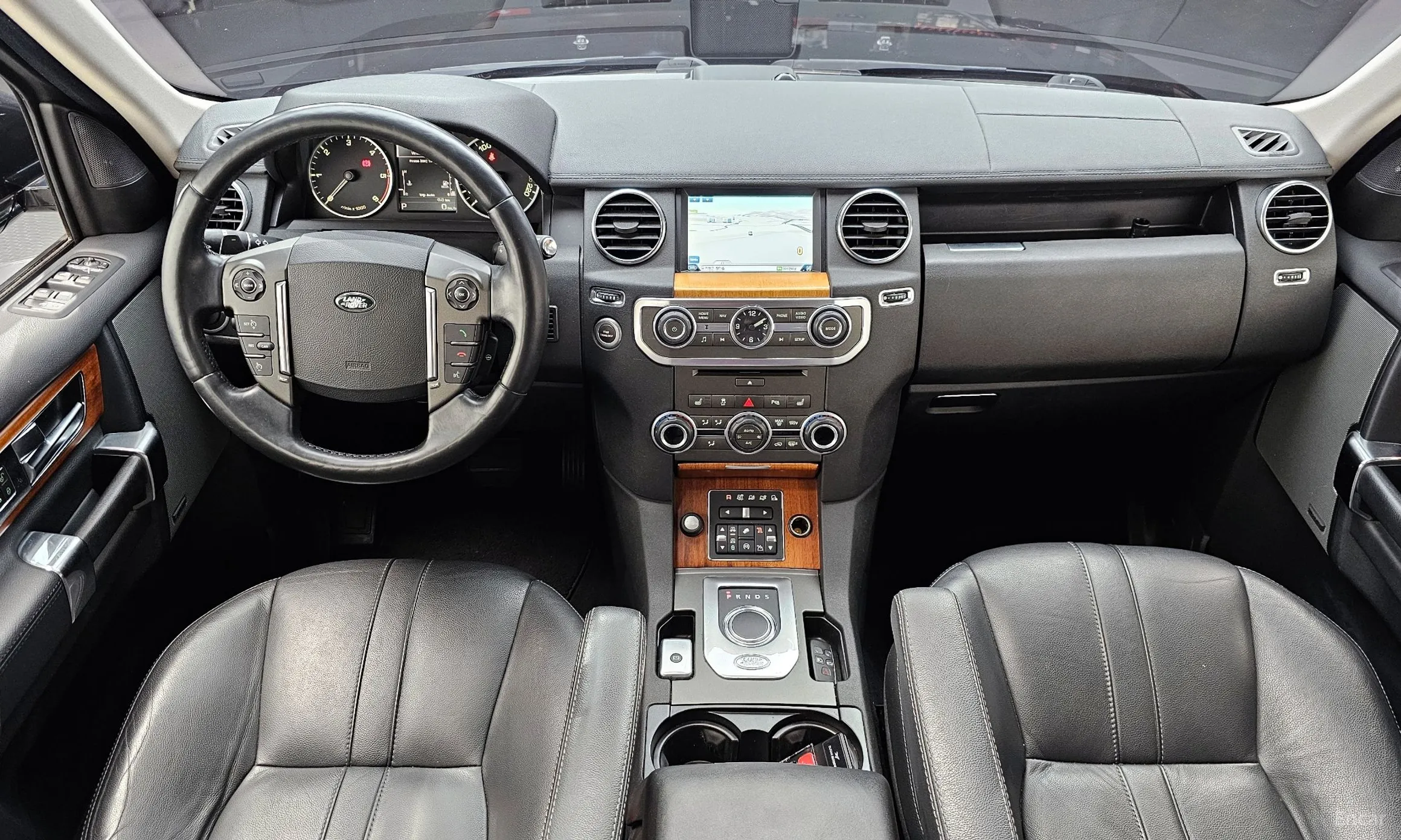 Land Rover Discovery 4 превью 7