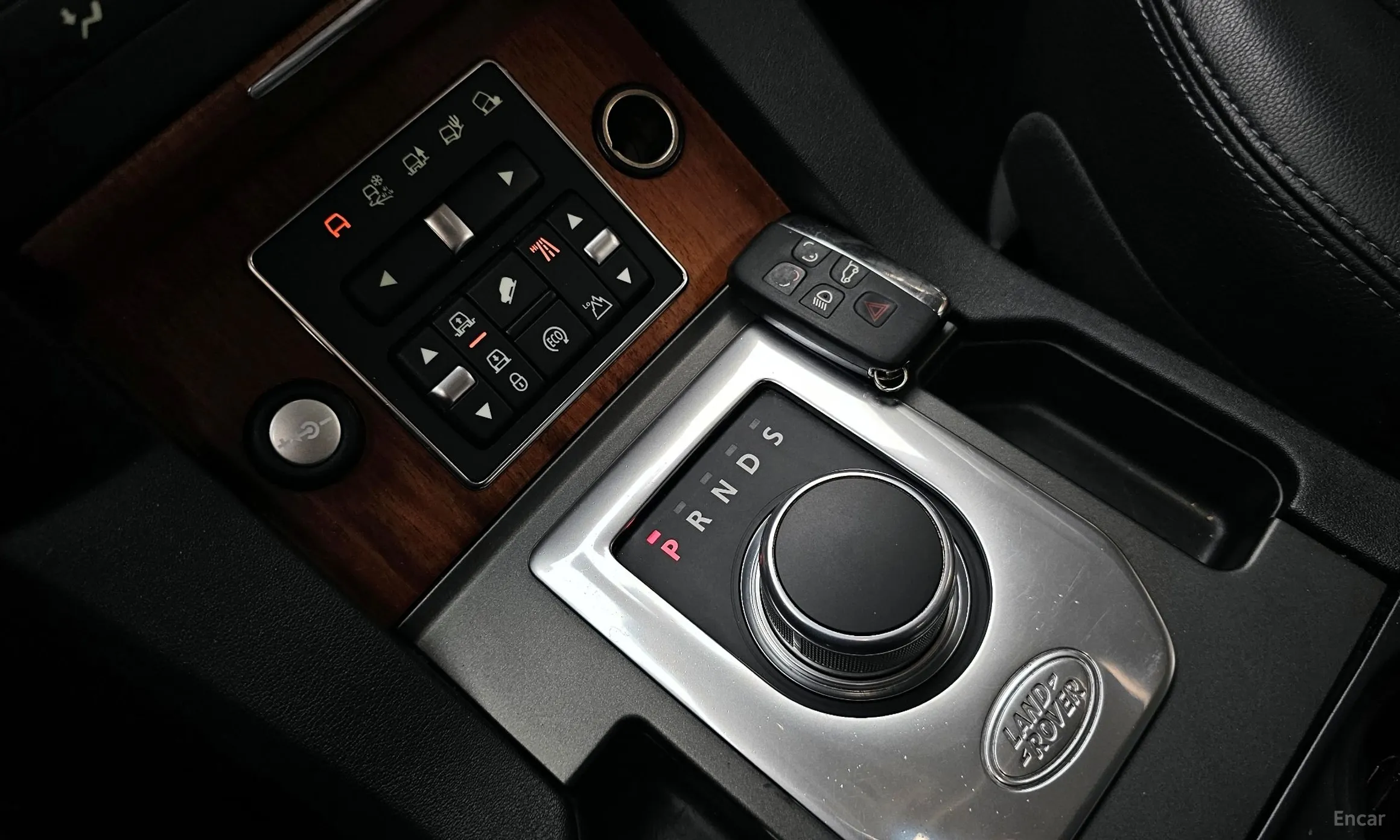 Land Rover Discovery 4 превью 9