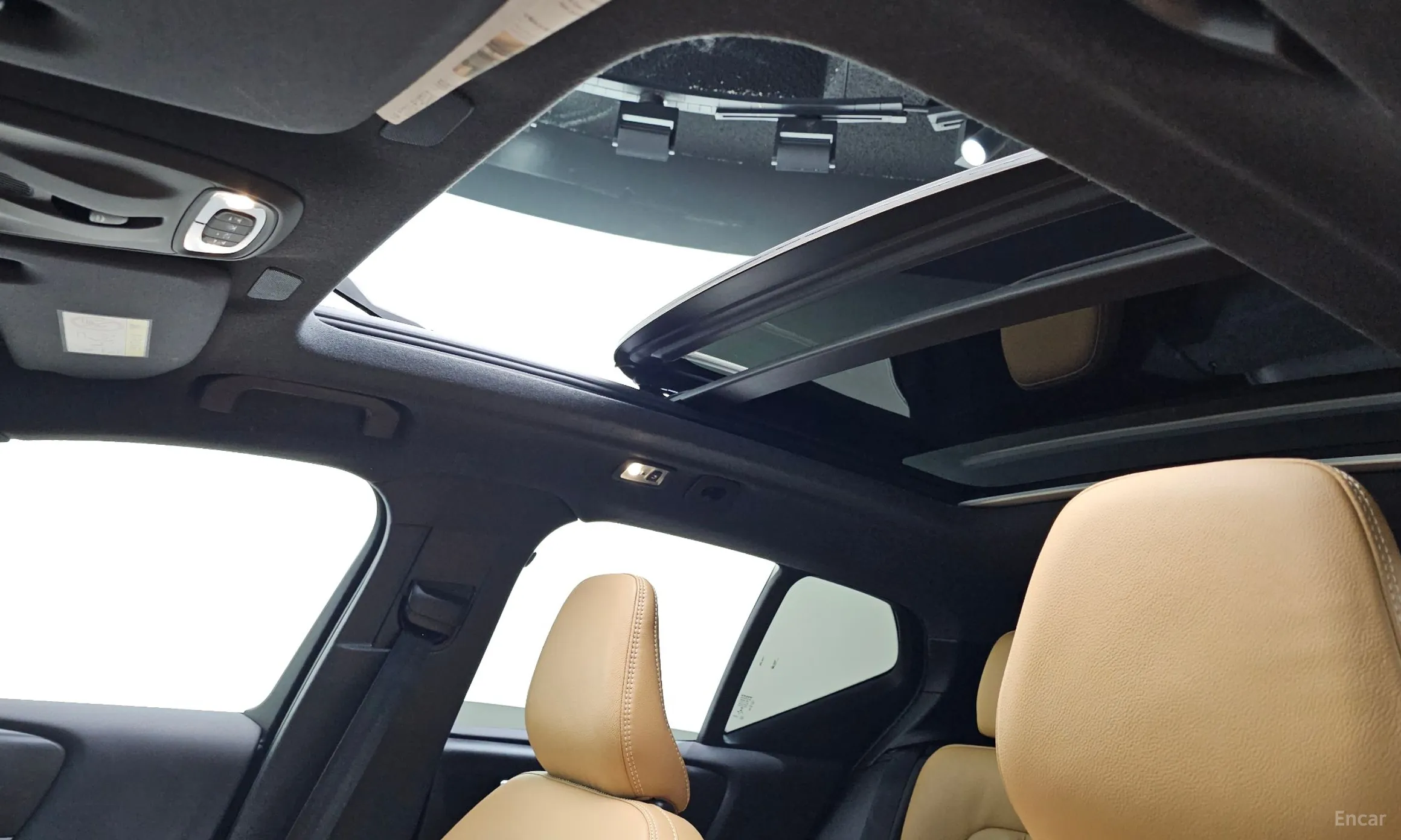 Volvo XC40 превью 18
