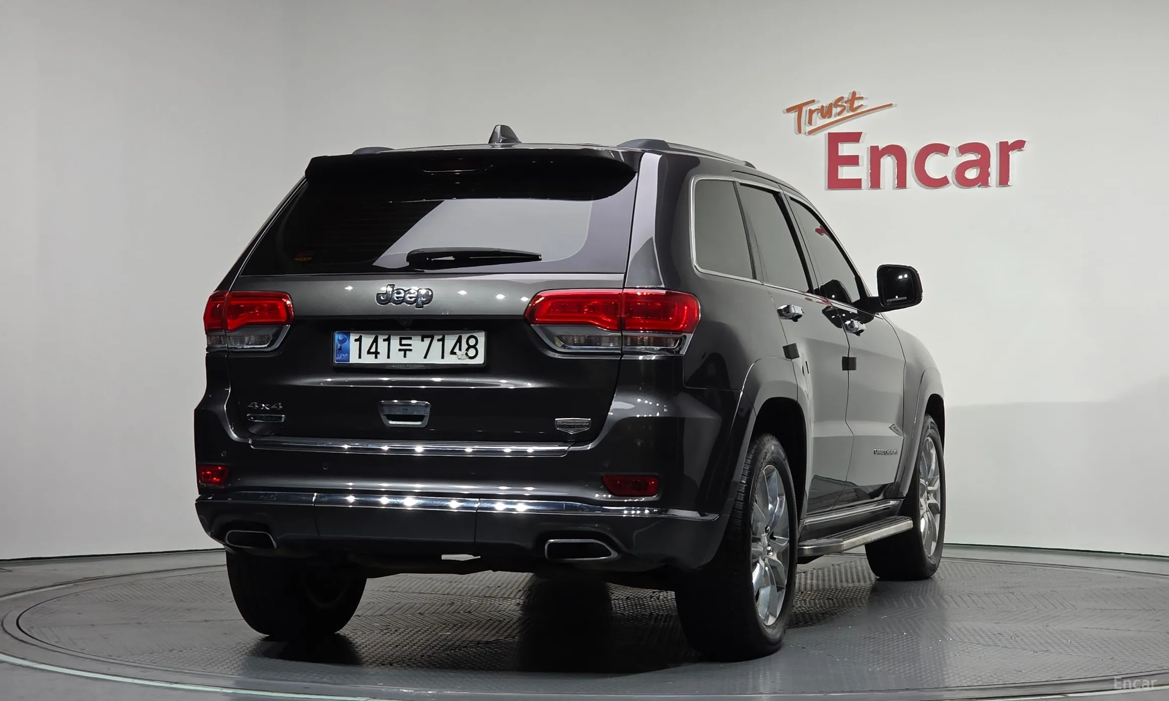 Jeep Grand Cherokee превью 2