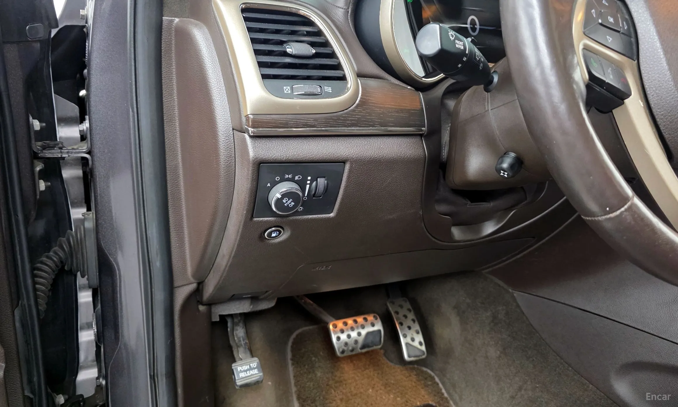 Jeep Grand Cherokee превью 16