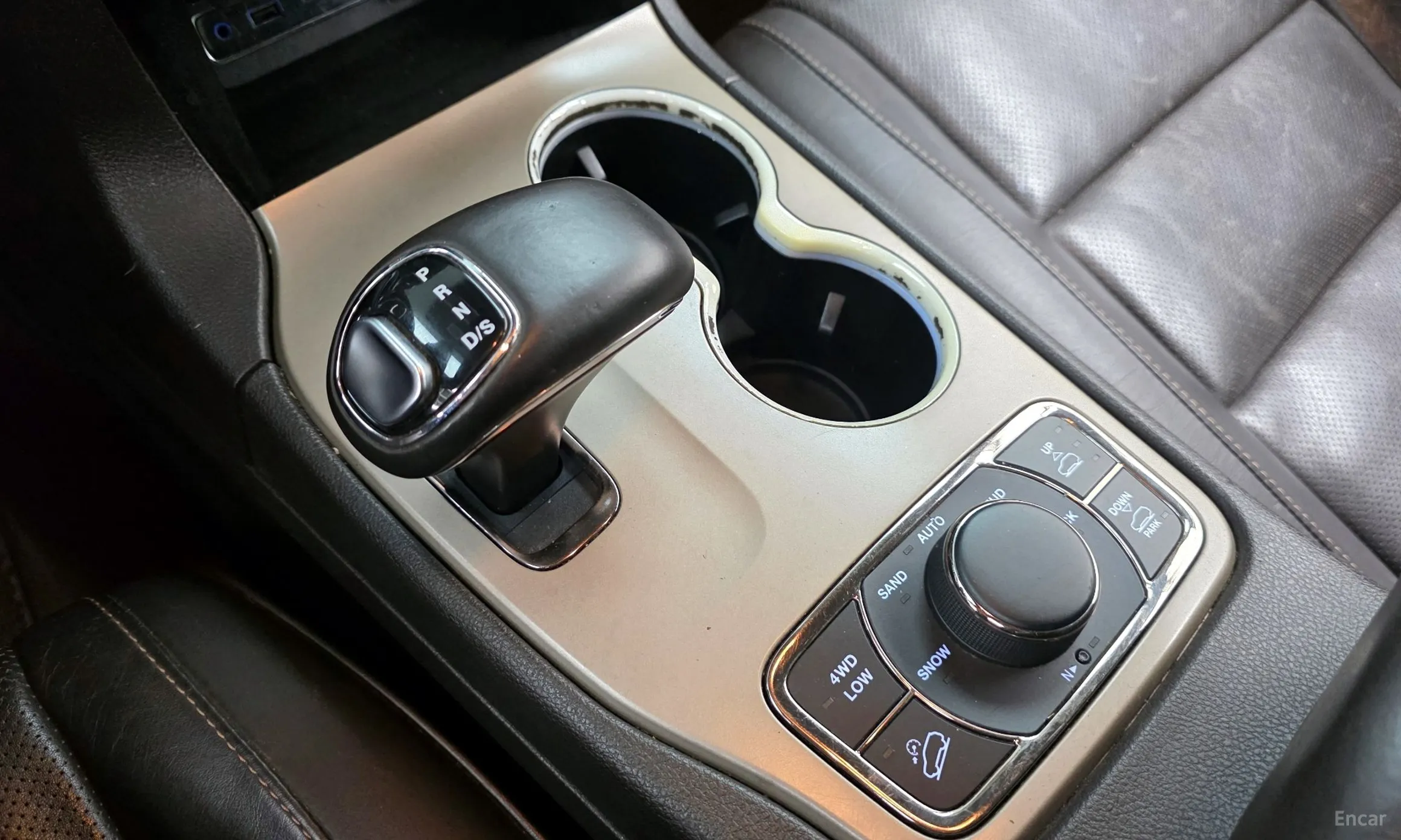 Jeep Grand Cherokee превью 9