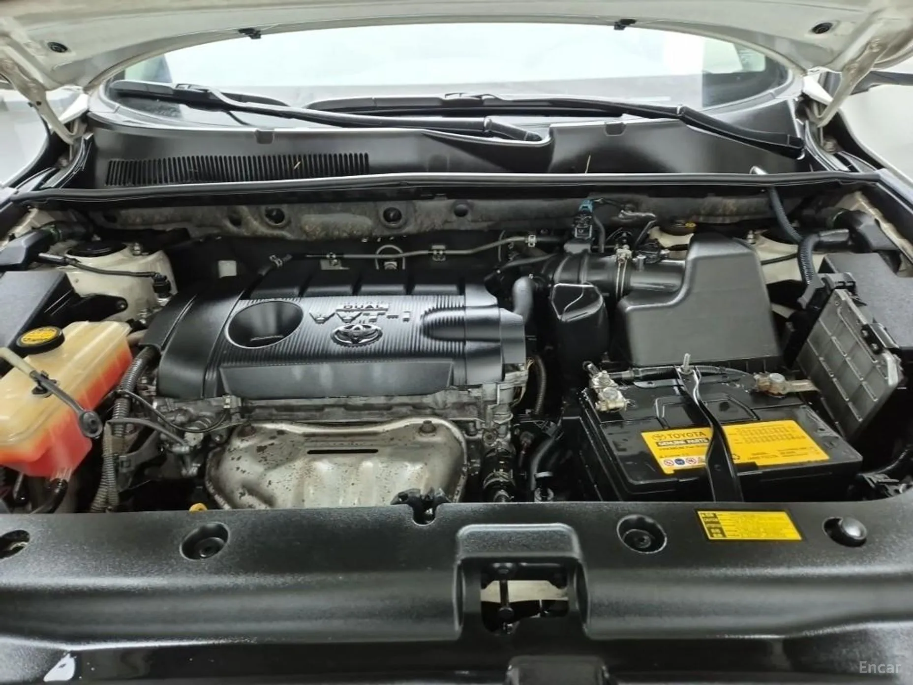 Toyota RAV4 превью 5