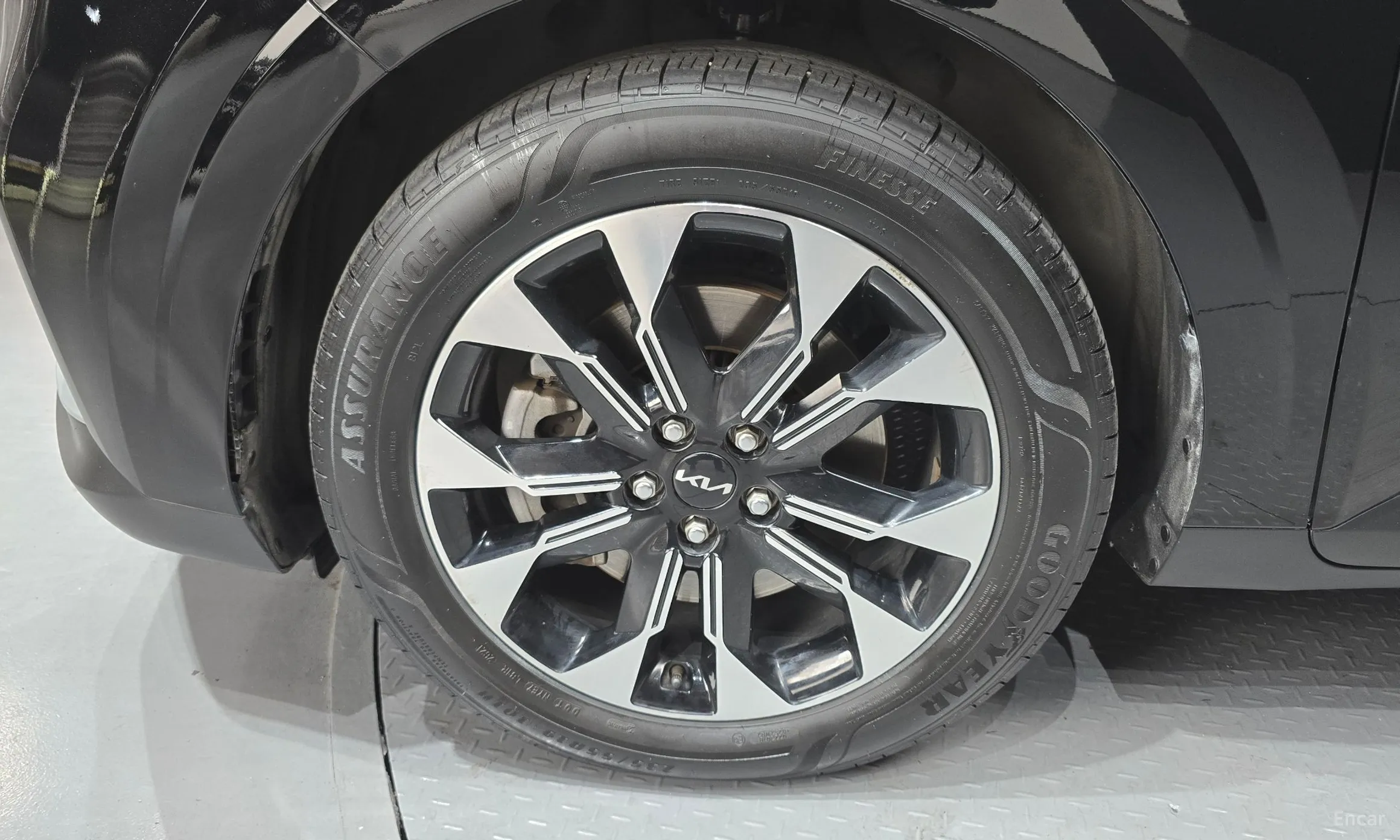 Kia Carnival Gen 4 превью 5