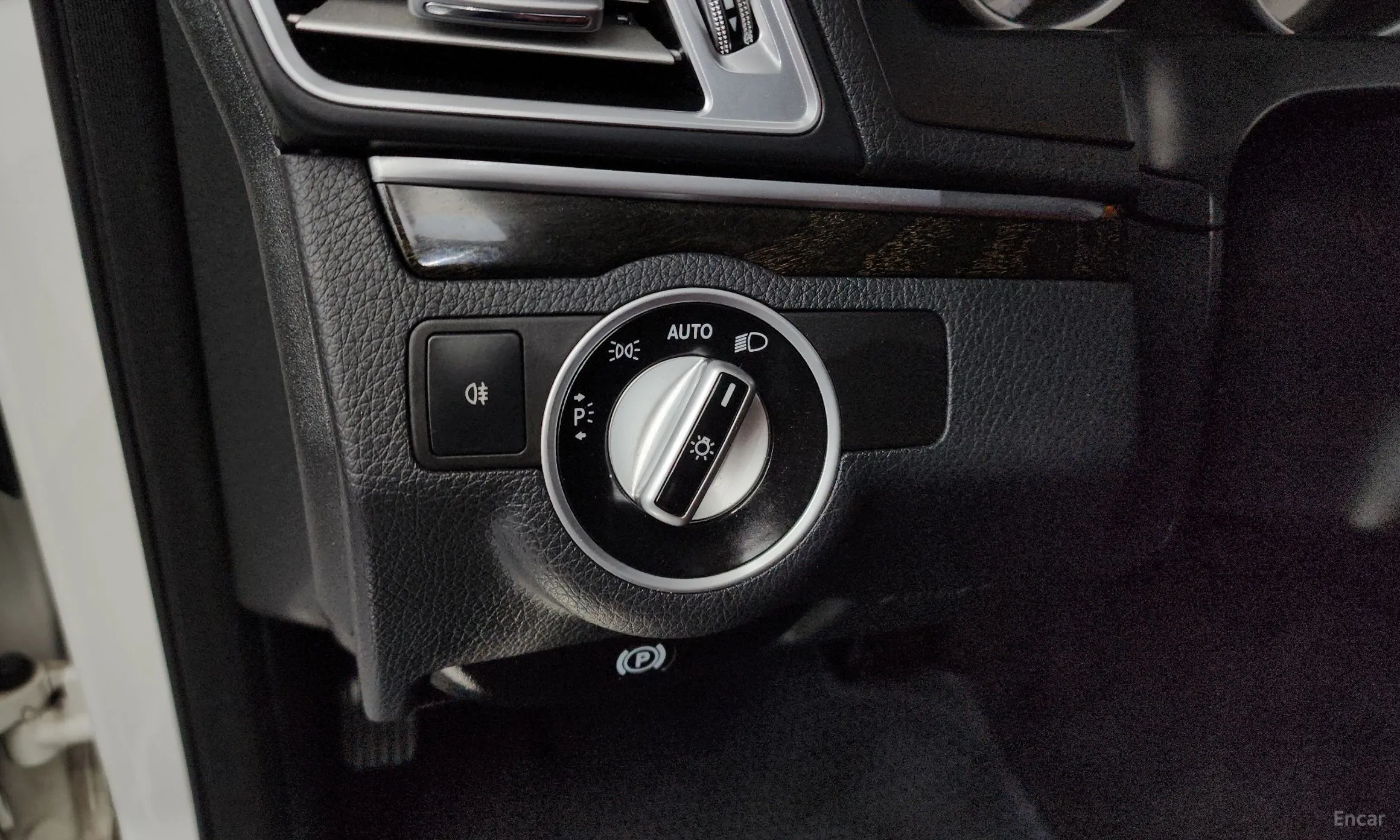 Mercedes Benz E-Class W212 превью 14