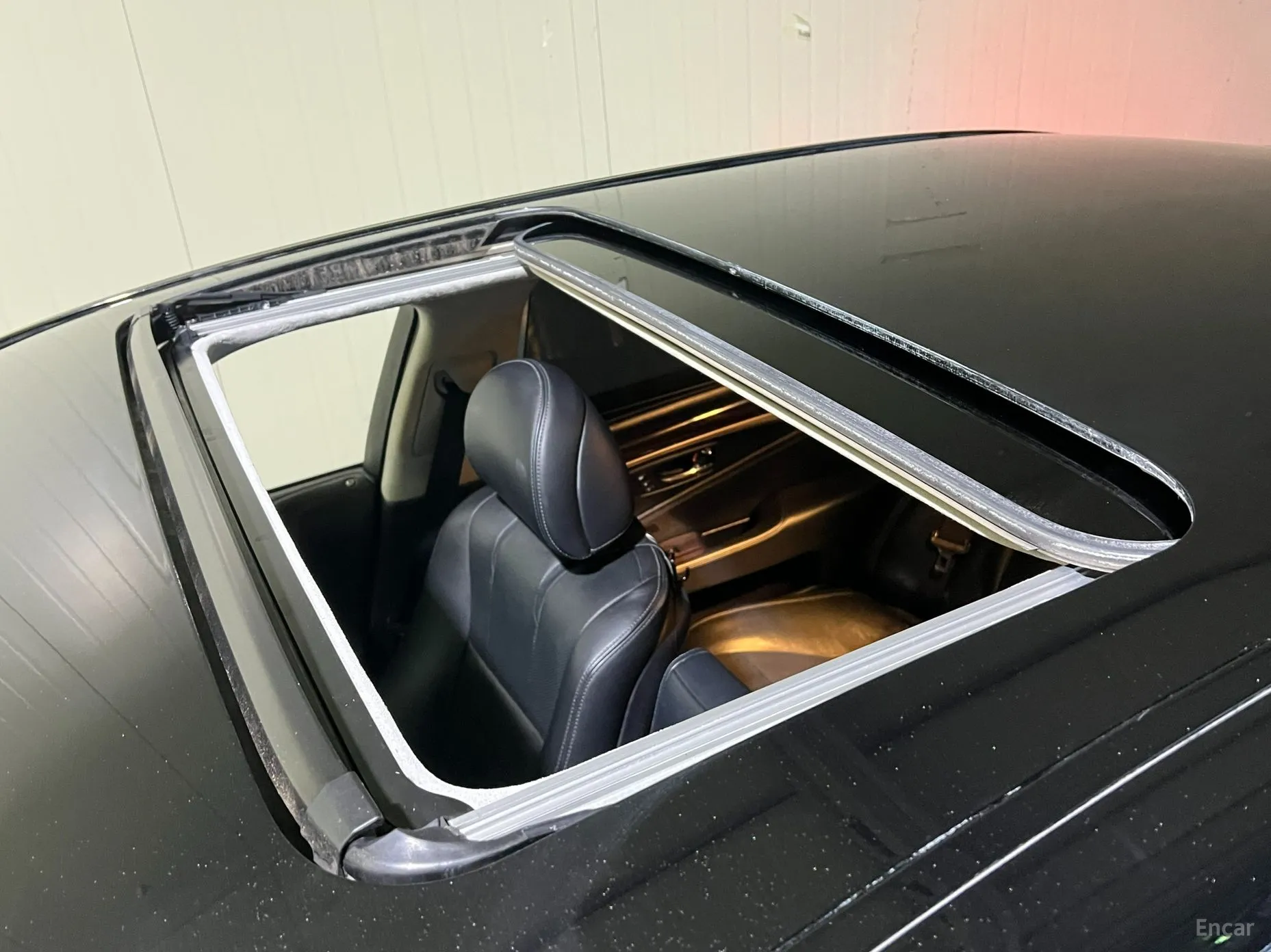 Lexus LS600hL превью 12