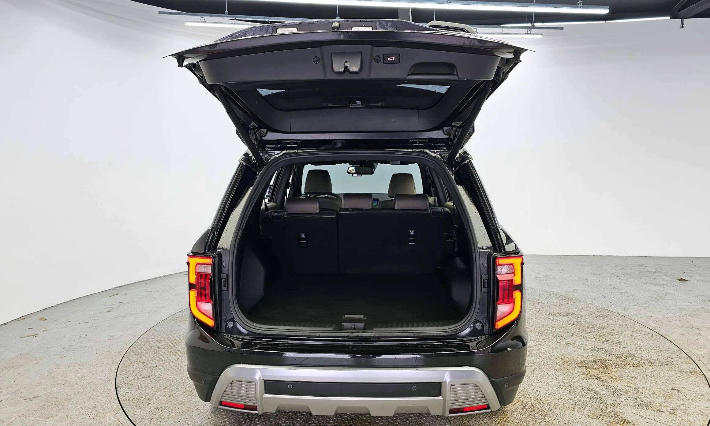 KG Mobility (SsangYong) Torres превью 20