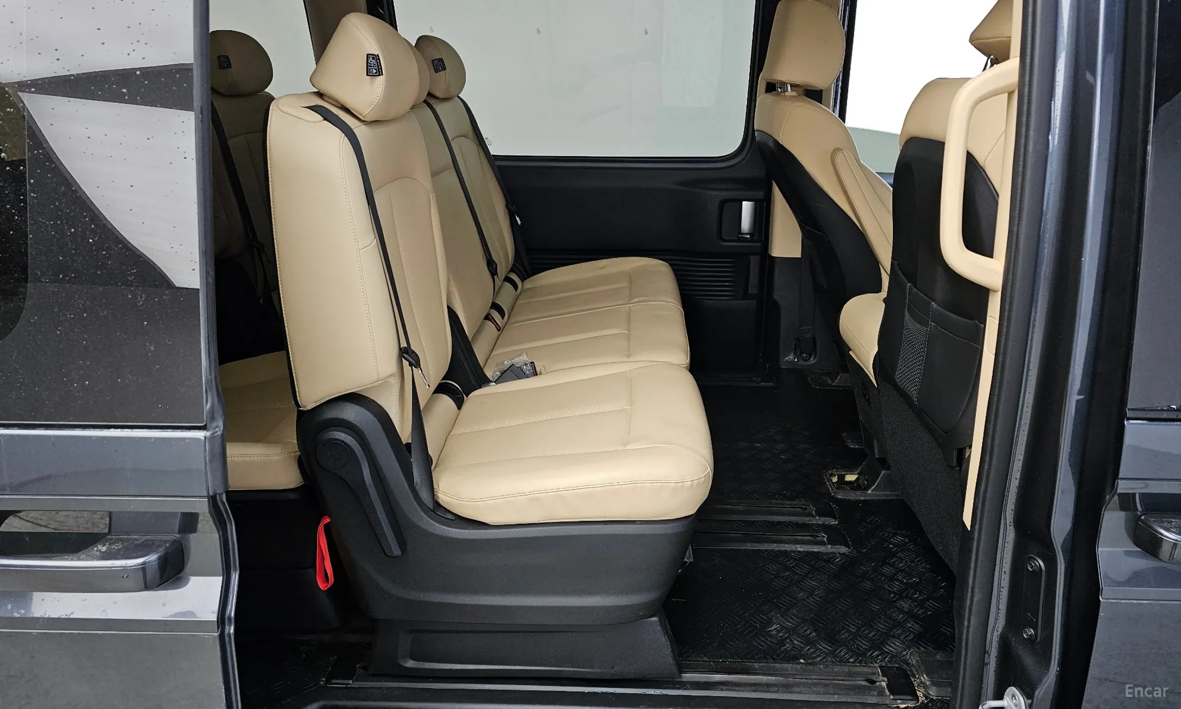 Hyundai Staria превью 12
