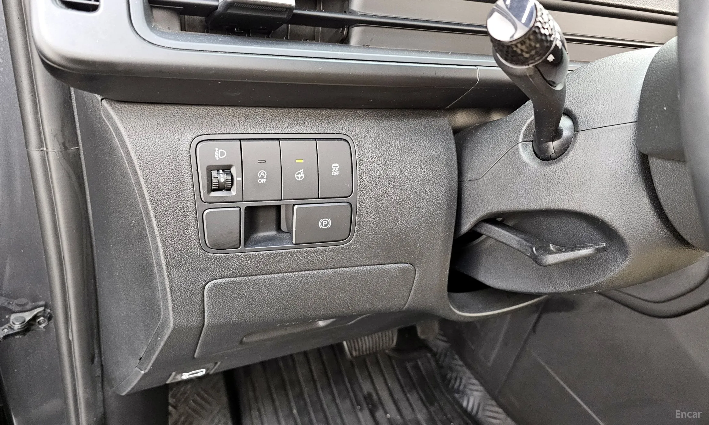 Hyundai Staria превью 16