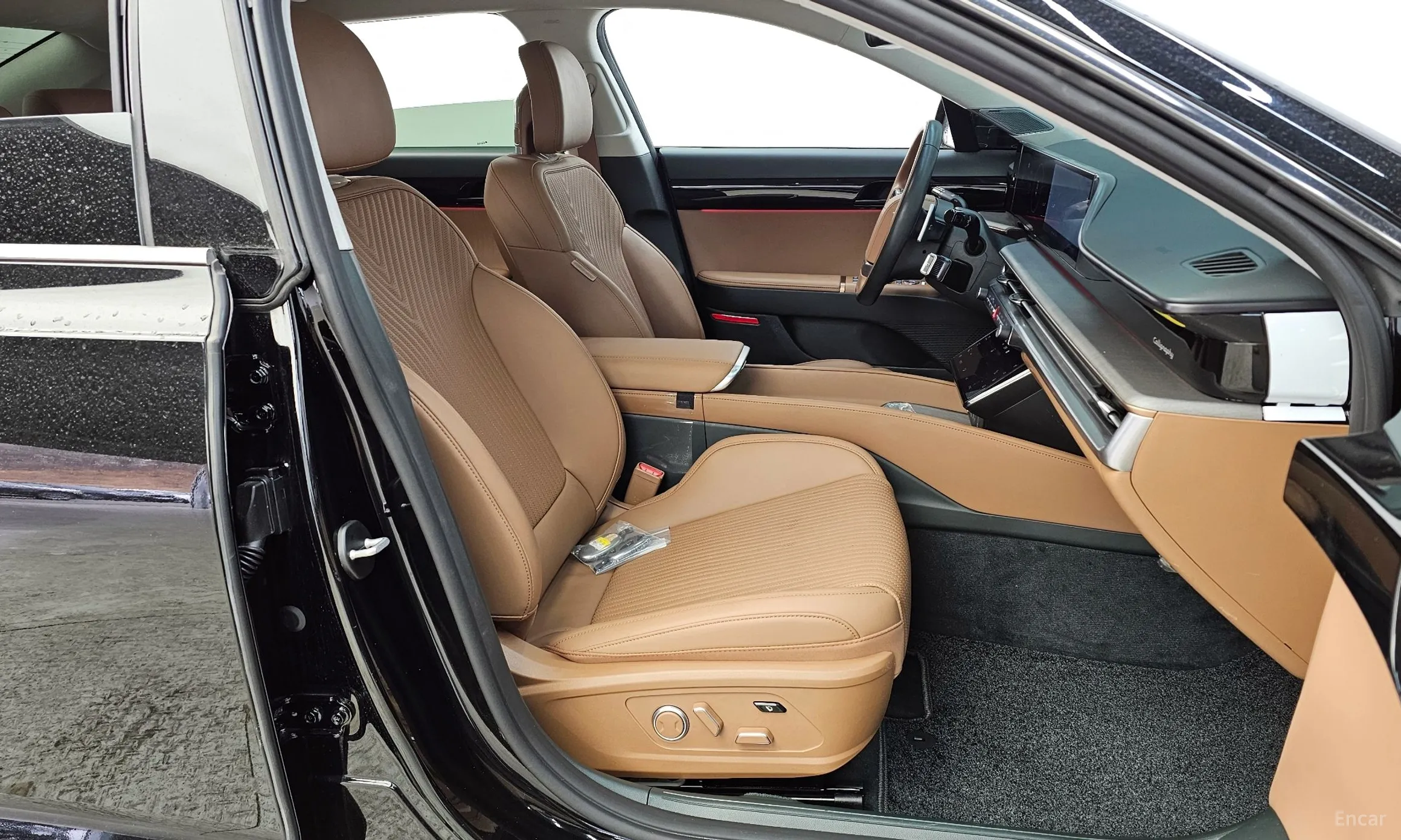 Hyundai Grandeur (GN7) превью 11