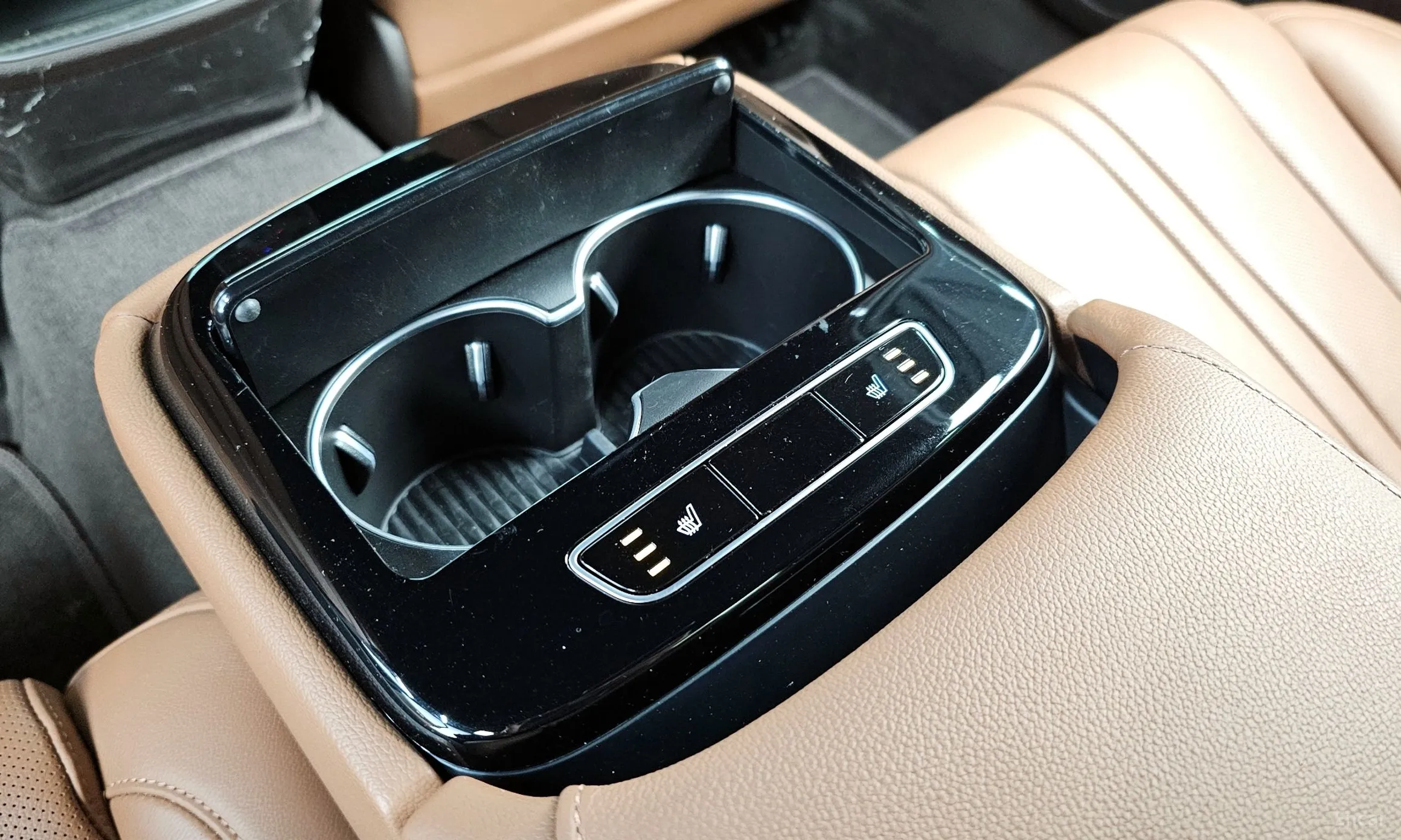 Genesis G80 (RG3) превью 18