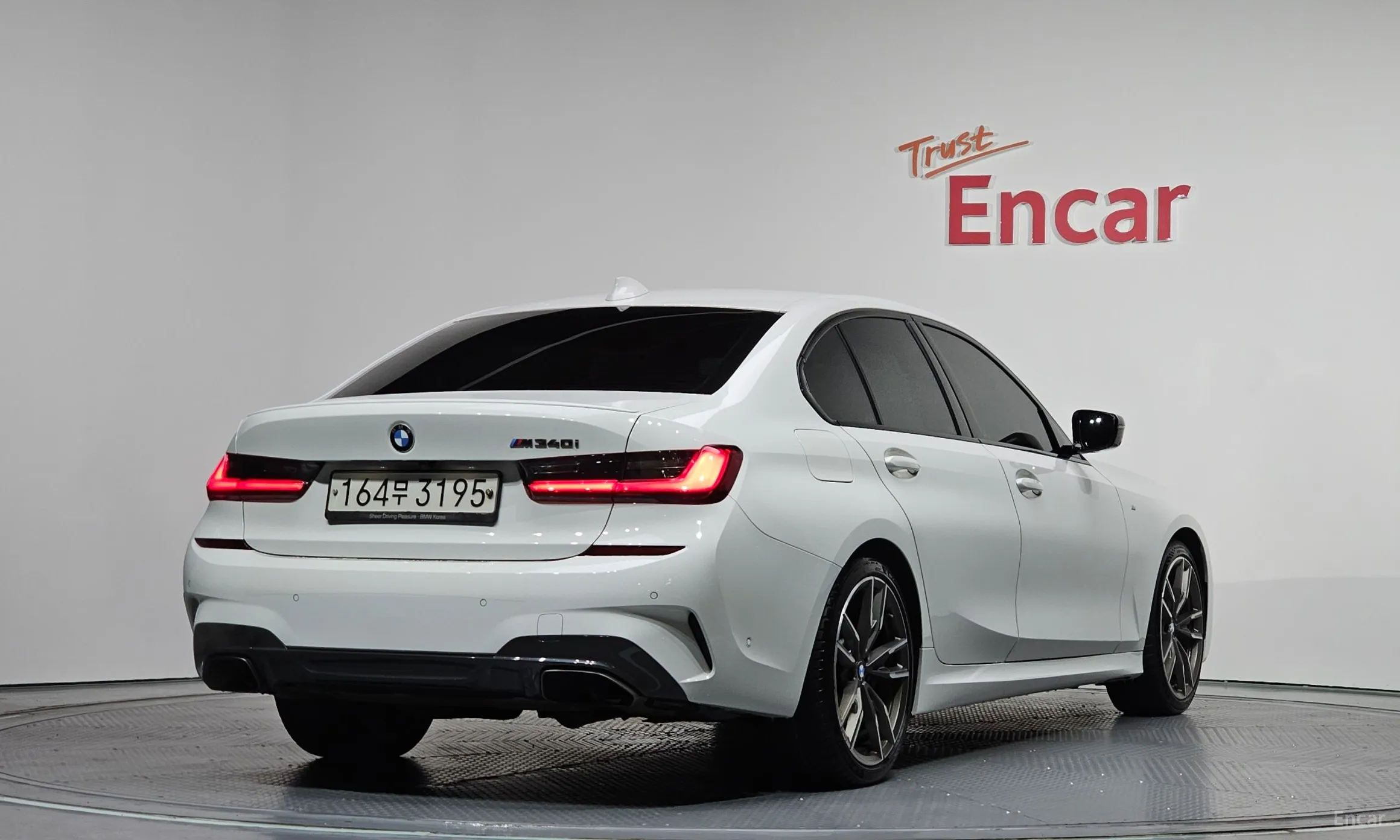 BMW 3 Series (G20) превью 2