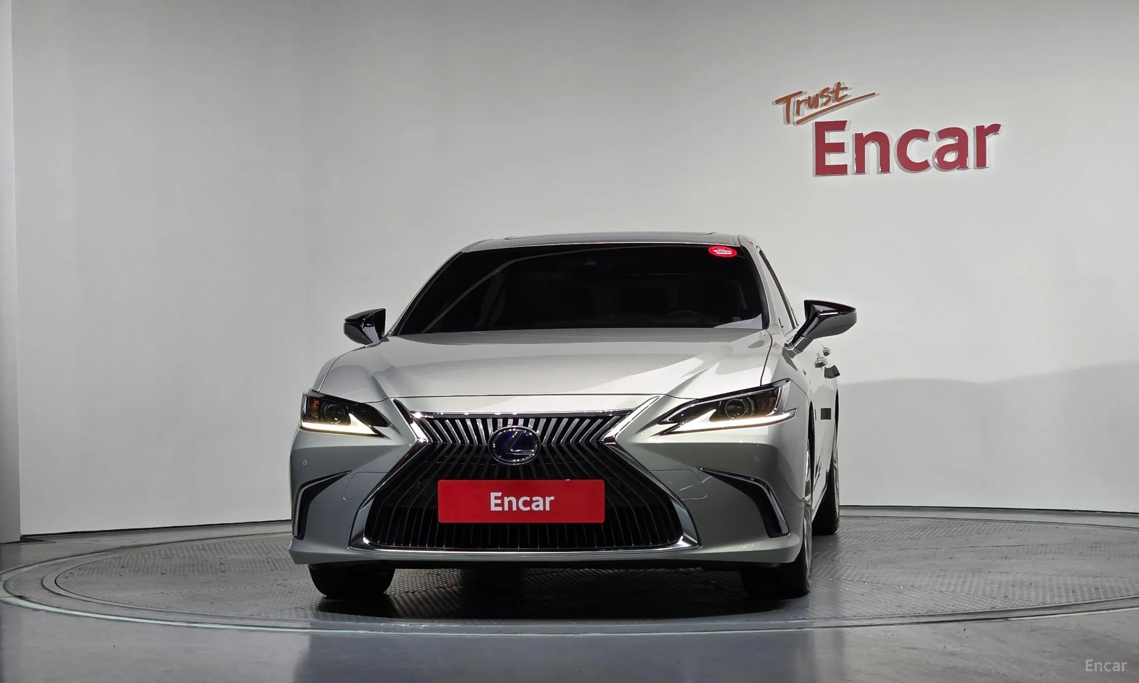Lexus ES300h 7th Generation превью 3