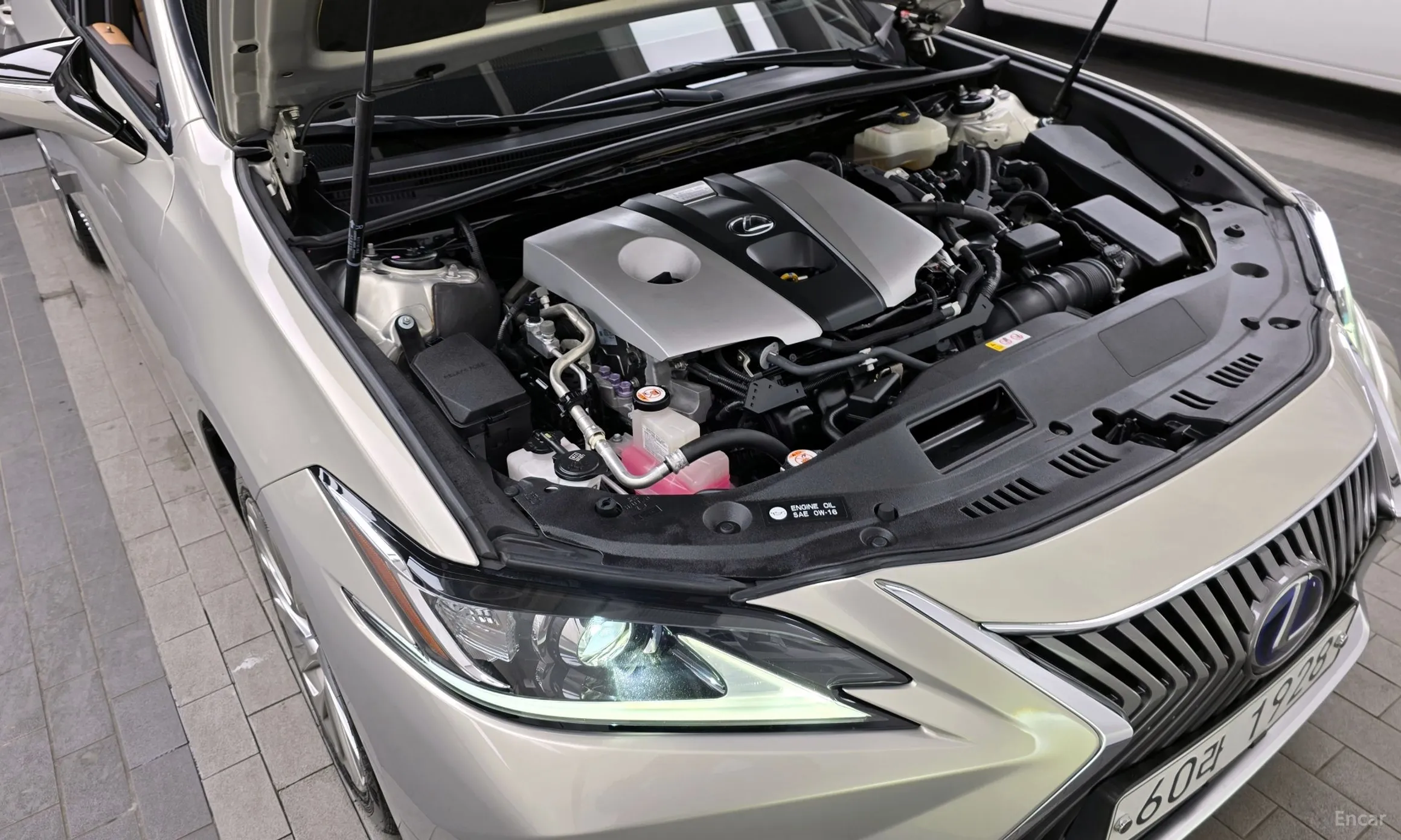 Lexus ES300h 7th Generation превью 6