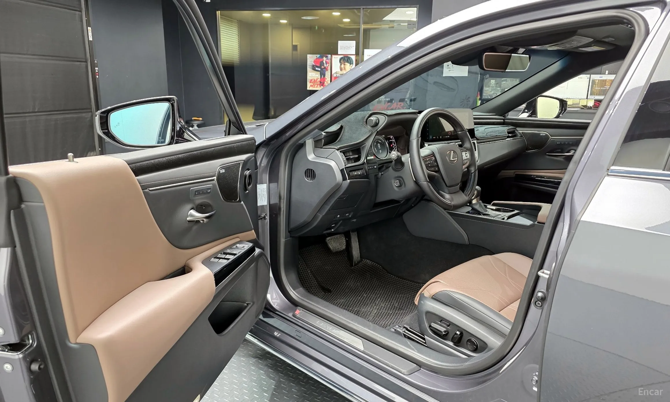 Lexus ES300h 7th Generation превью 11