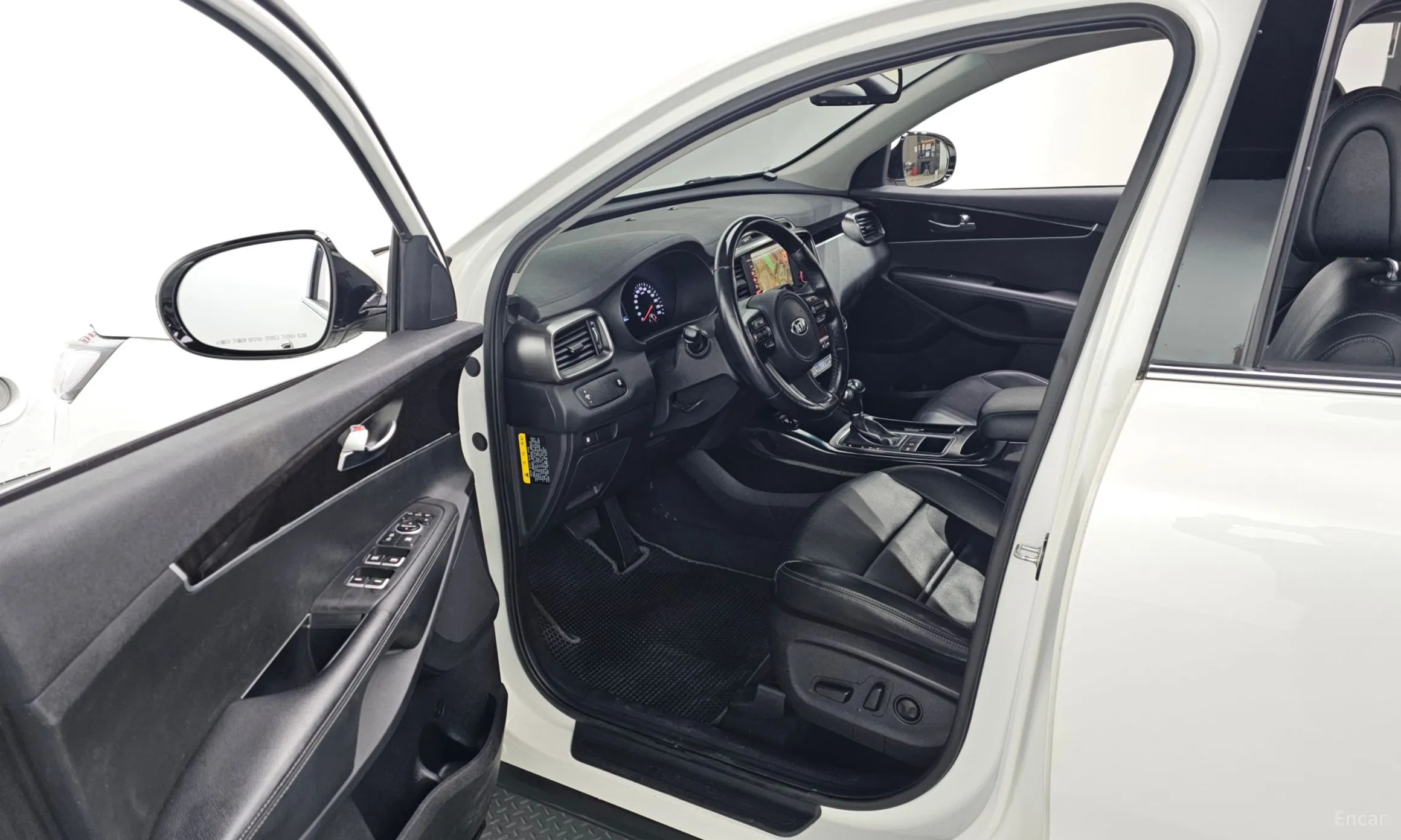 Kia Sorento превью 10
