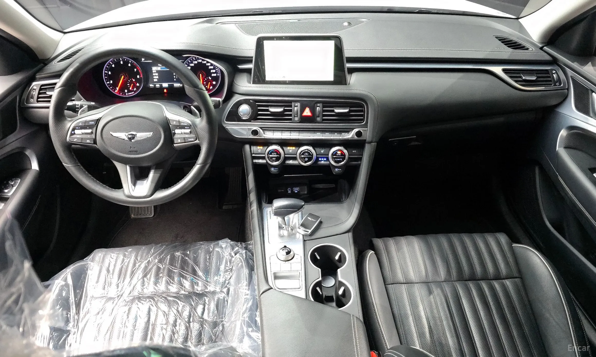 Genesis G70 превью 7