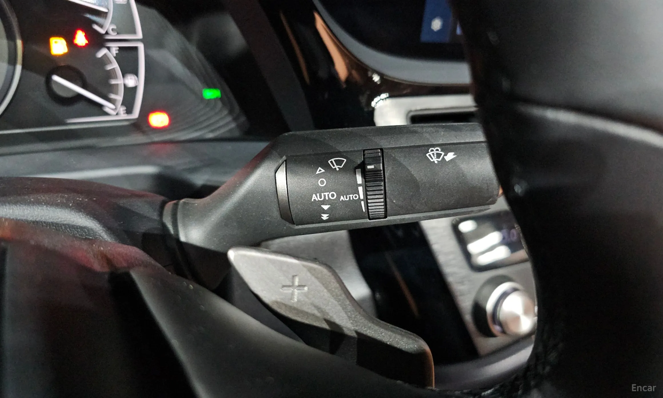 Lexus ES300h 7th Generation превью 15