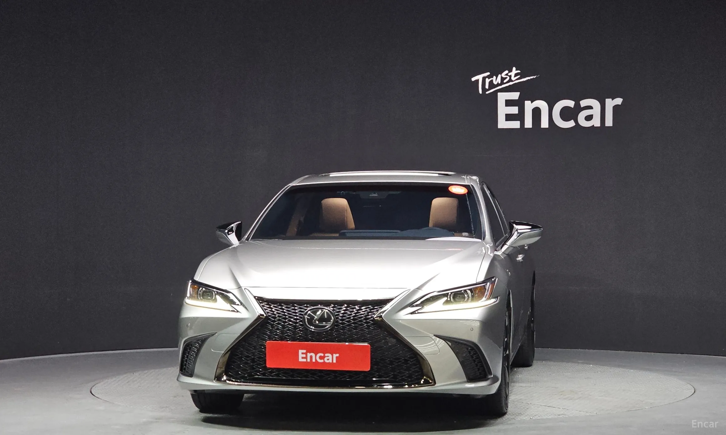 Lexus ES300h 7th Generation превью 3