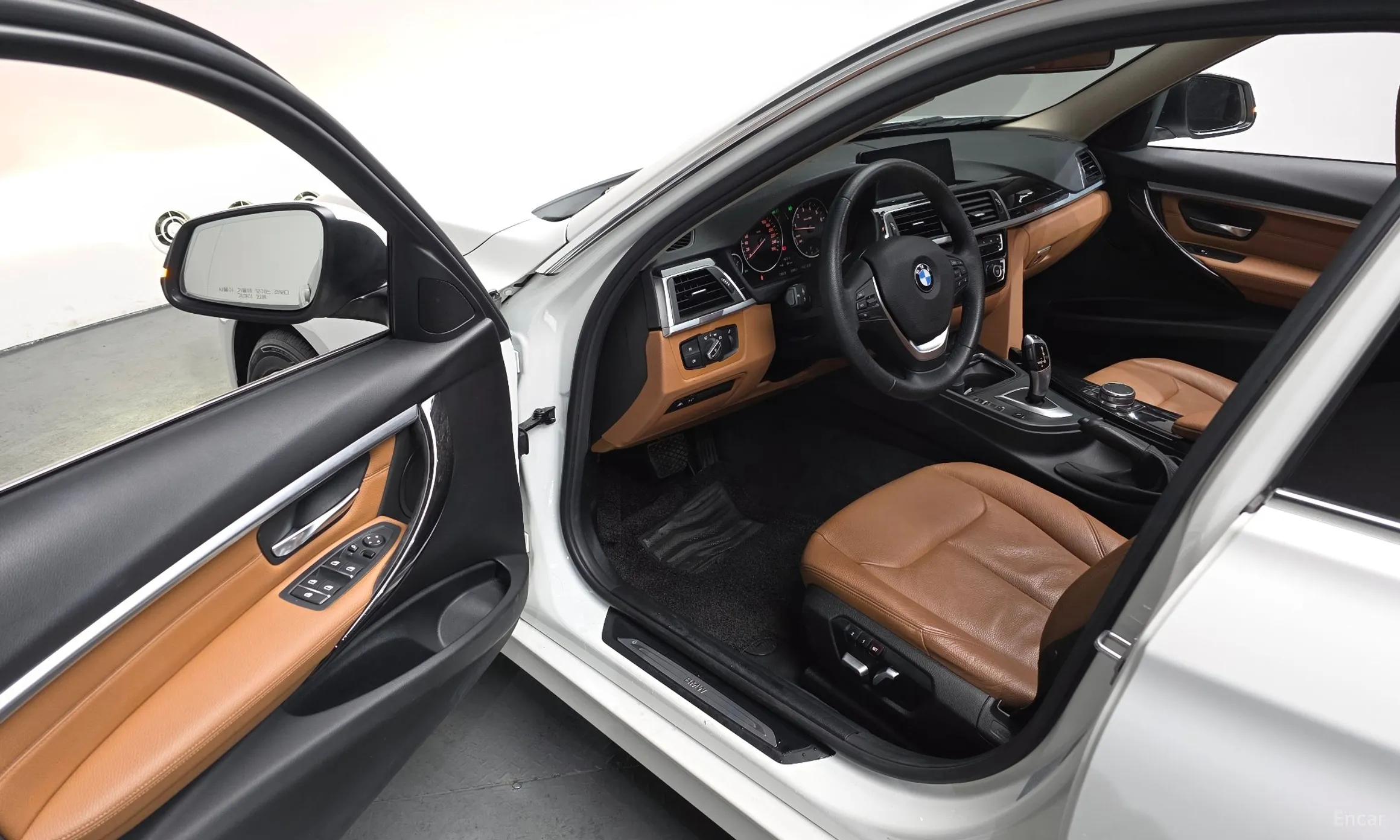 BMW 3 Series (F30) превью 10