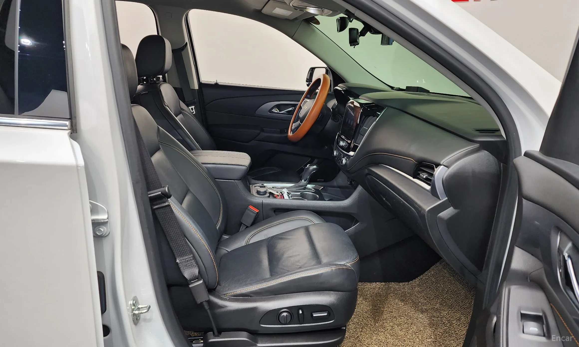Chevrolet (GM Daewoo) Traverse превью 11