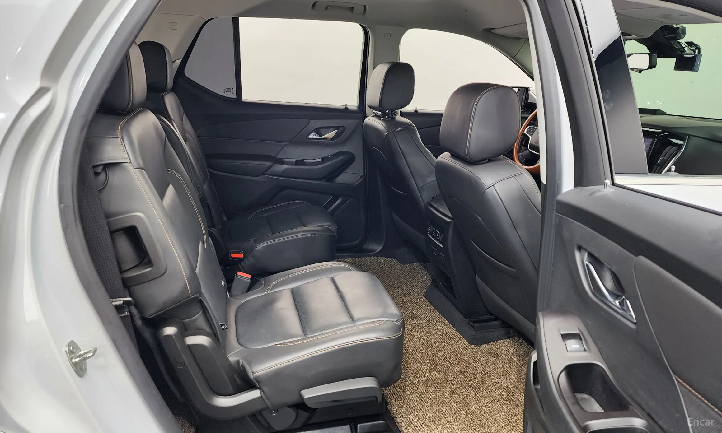 Chevrolet (GM Daewoo) Traverse превью 12