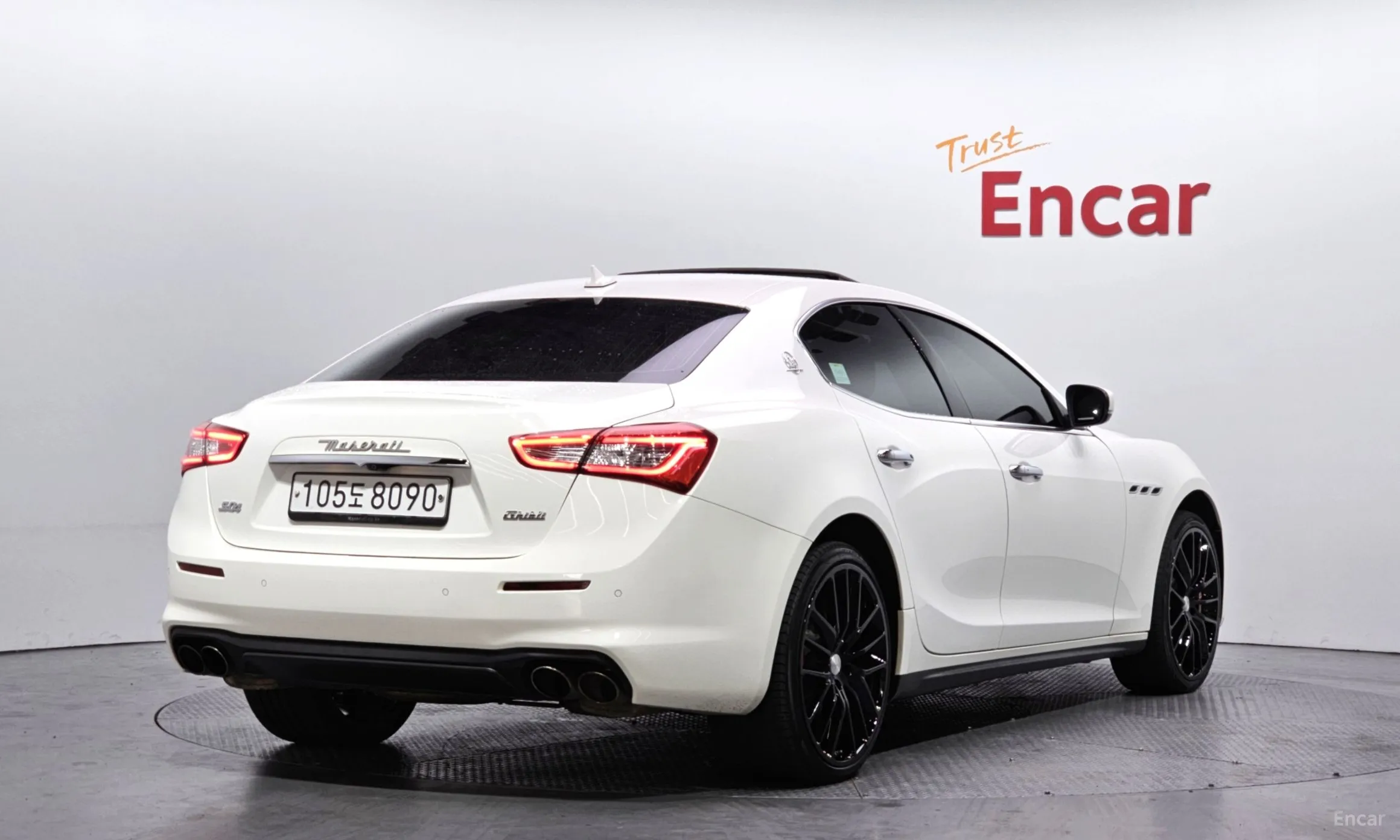 Maserati Ghibli превью 2