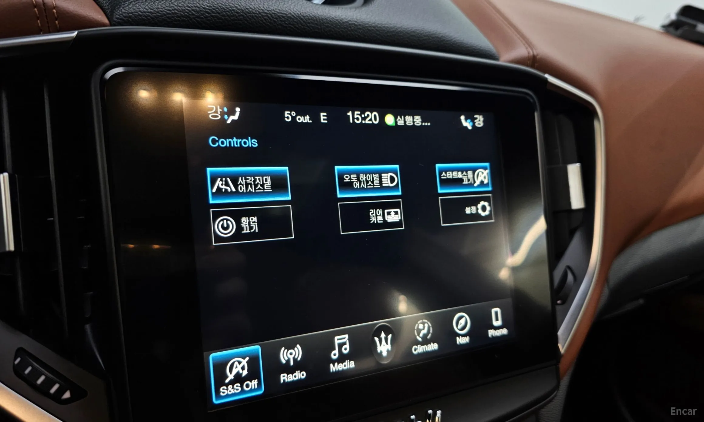 Maserati Ghibli превью 18
