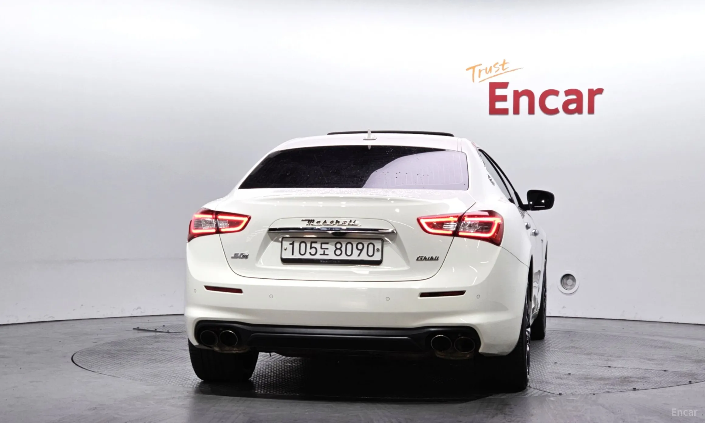 Maserati Ghibli превью 4