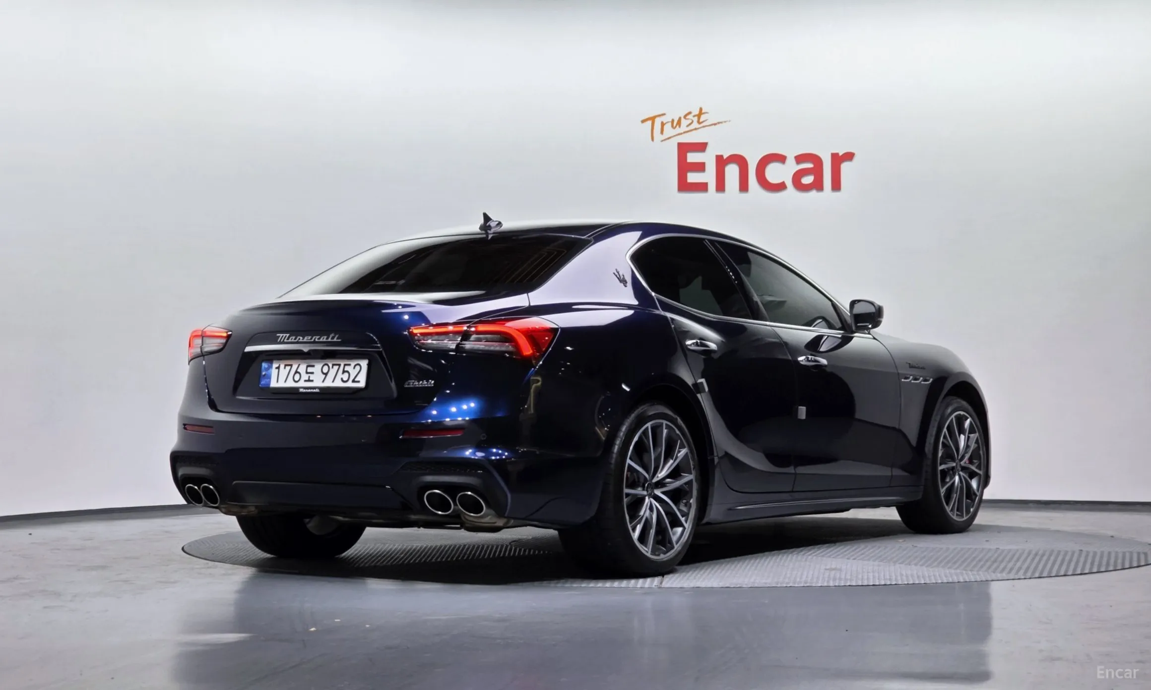 Maserati Ghibli превью 2