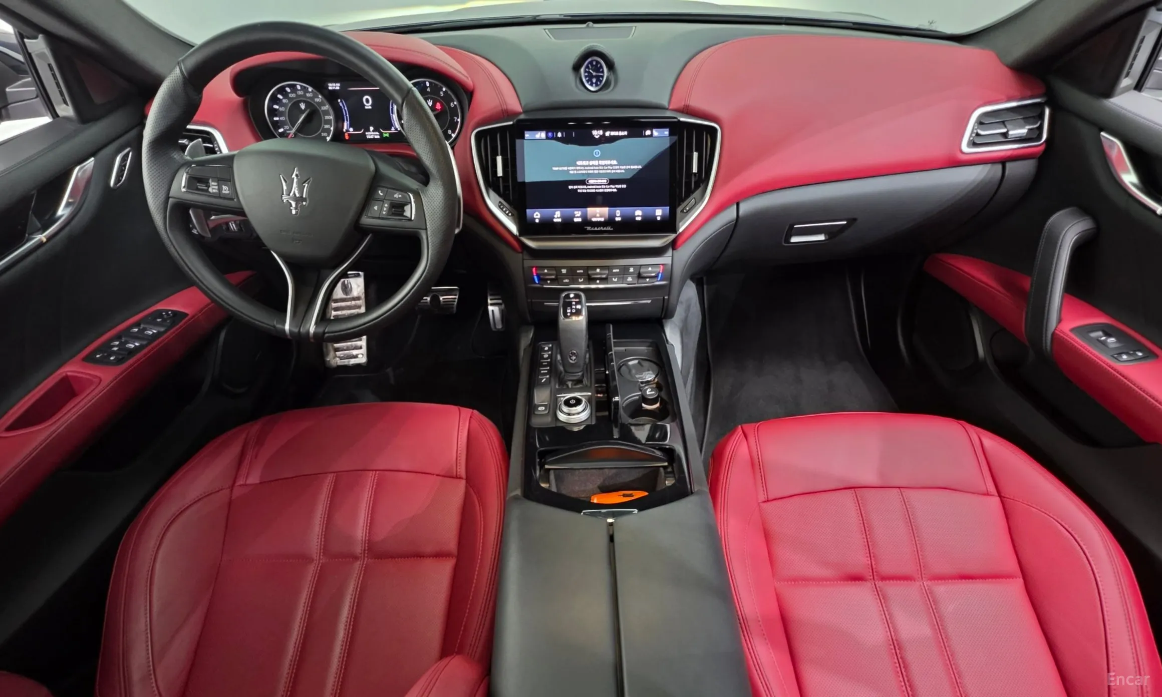 Maserati Ghibli превью 7