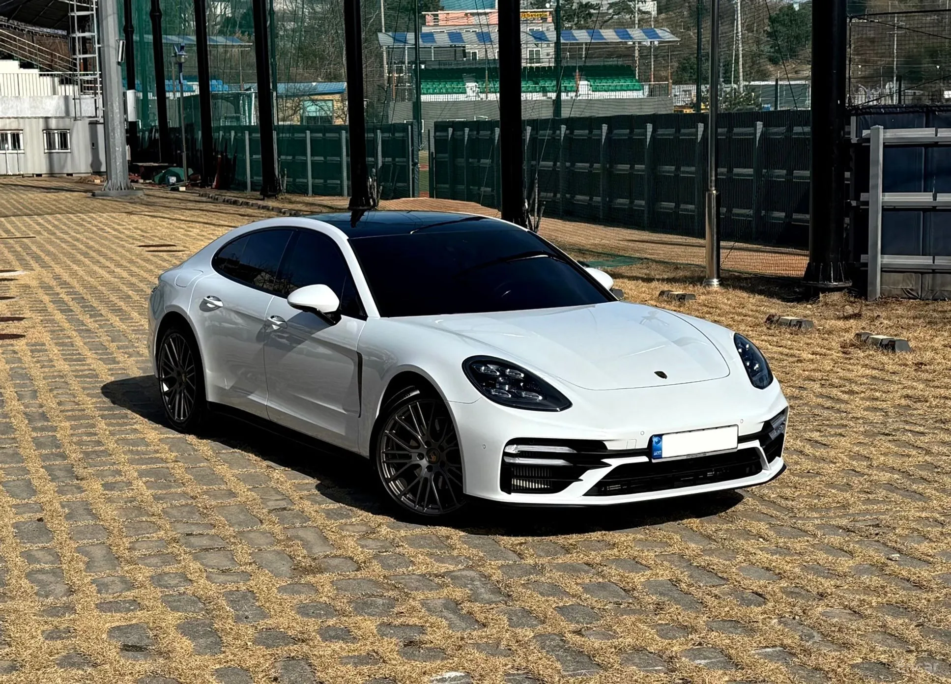 Porsche Panamera (971) превью 4