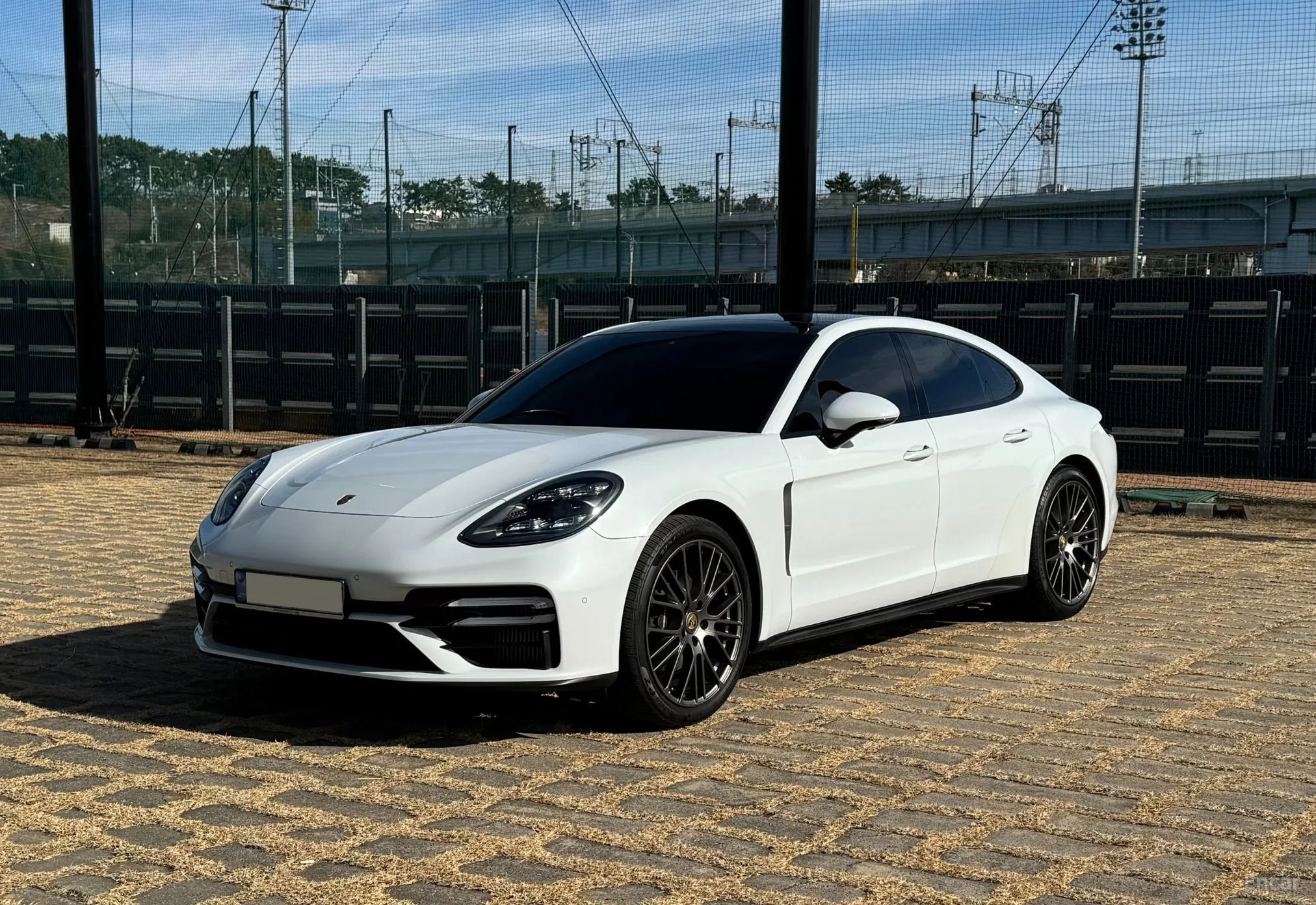 Porsche Panamera (971) превью 6