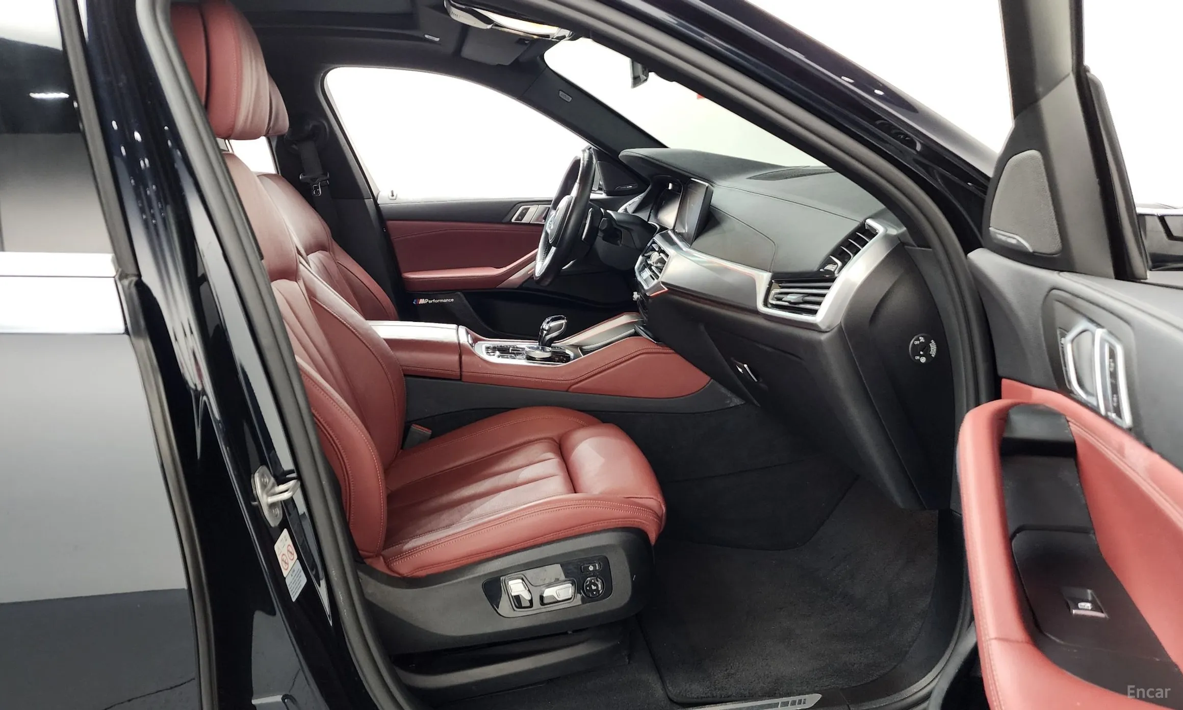 BMW X6 (G06) превью 11