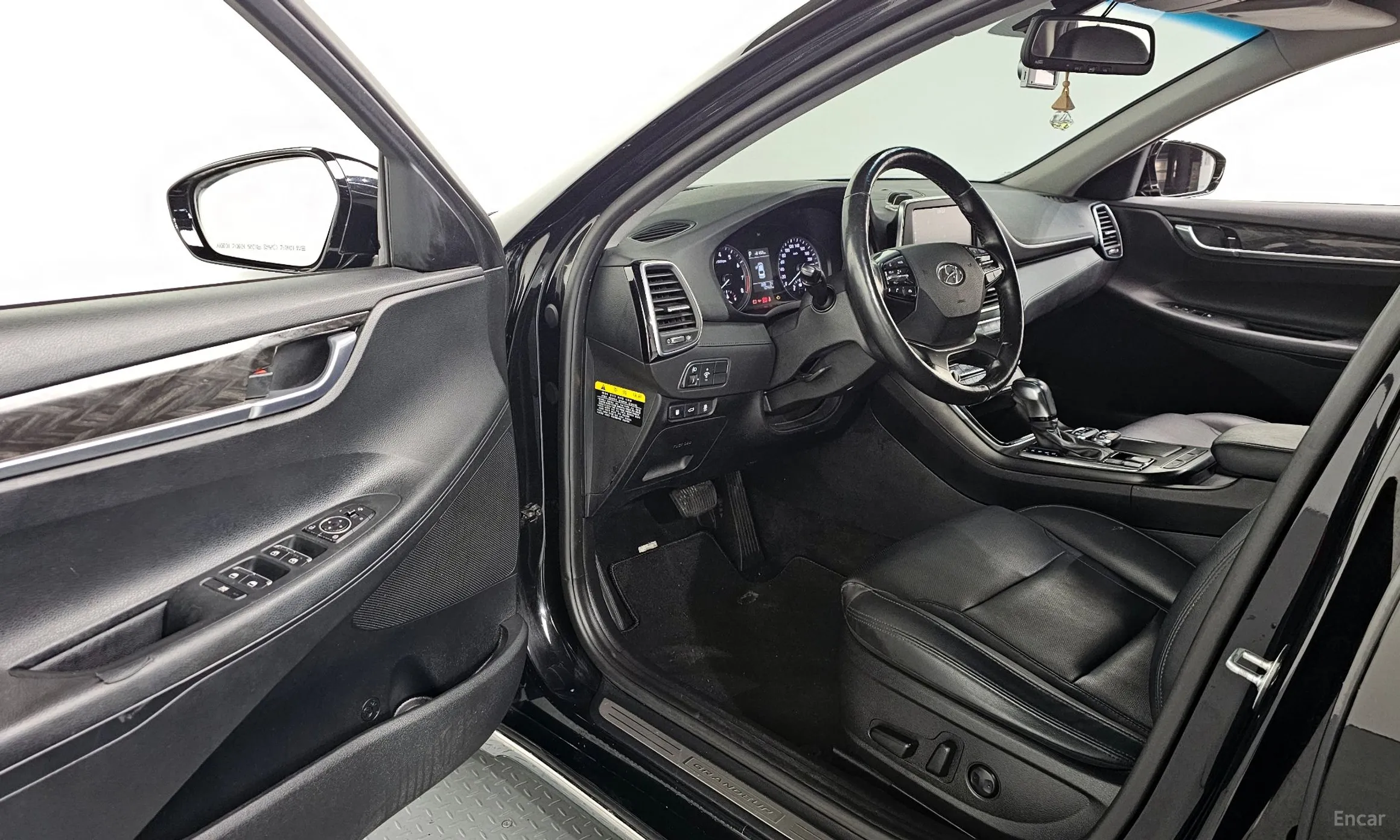 Hyundai Grandeur IG превью 11