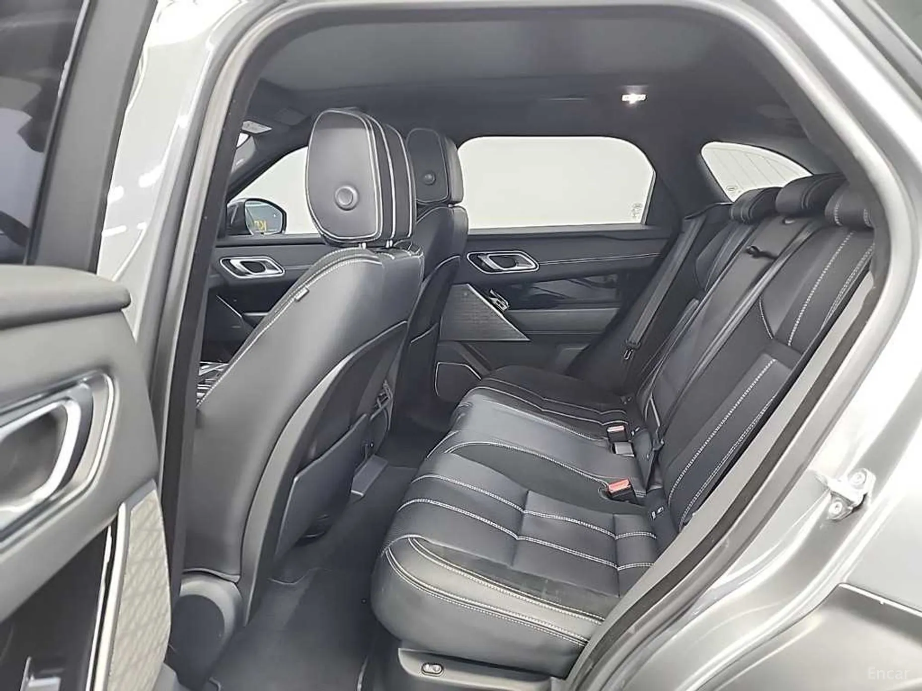 Land Rover Range Rover Bella превью 12