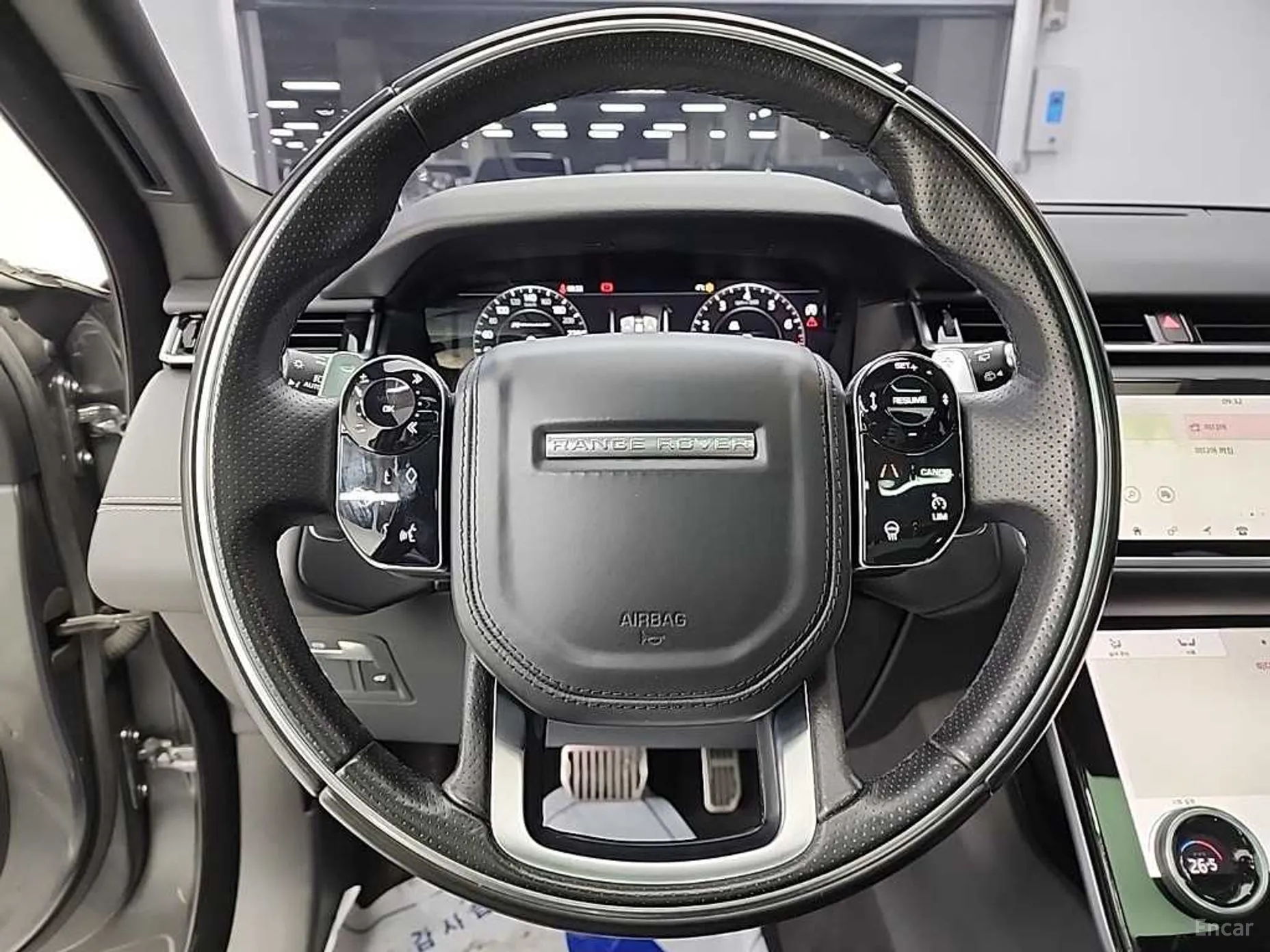 Land Rover Range Rover Bella превью 9