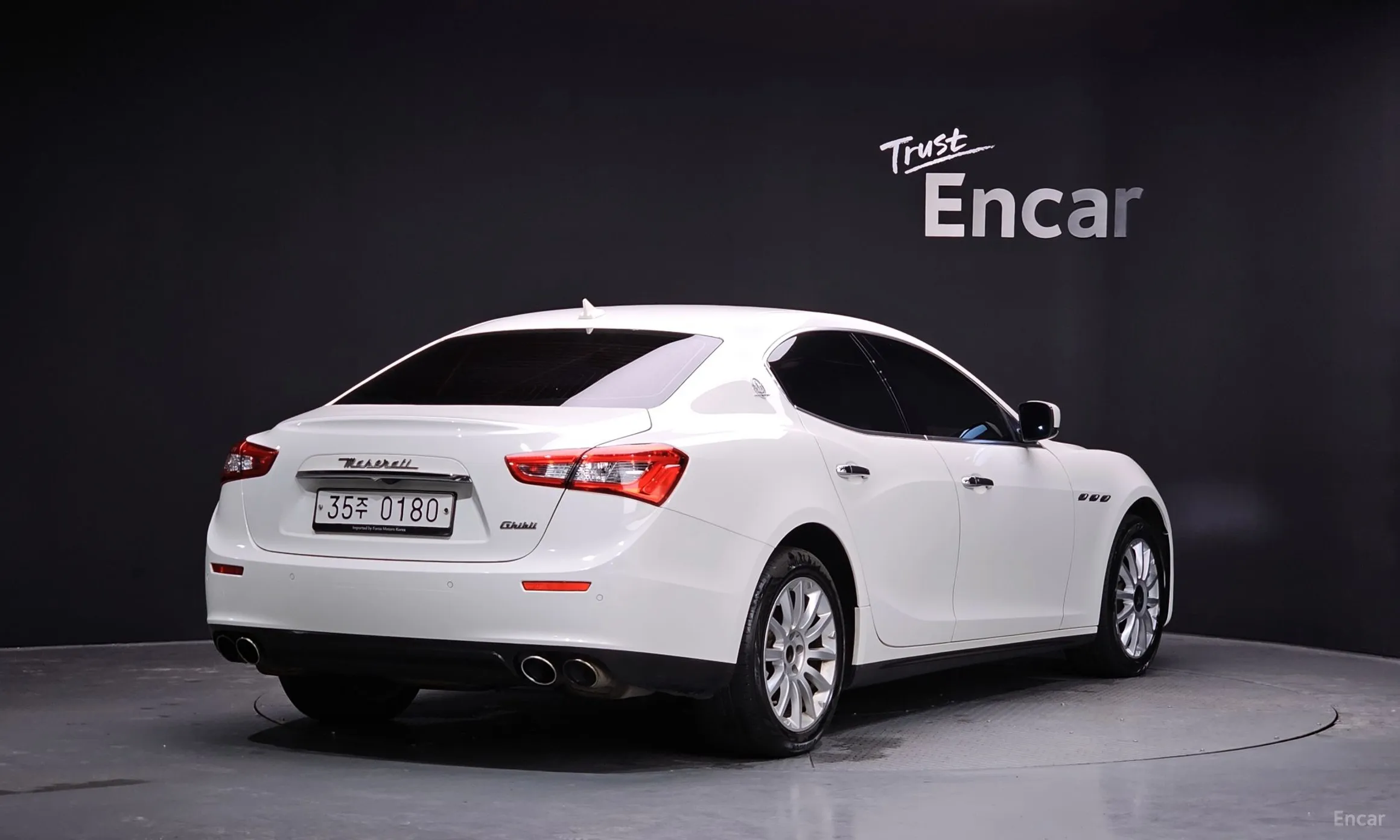 Maserati Ghibli превью 2