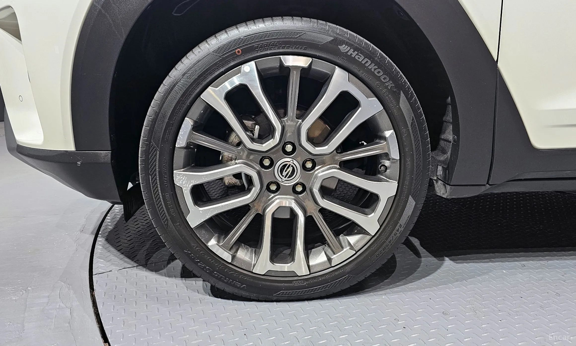 KG Mobility (SsangYong) Torres превью 5