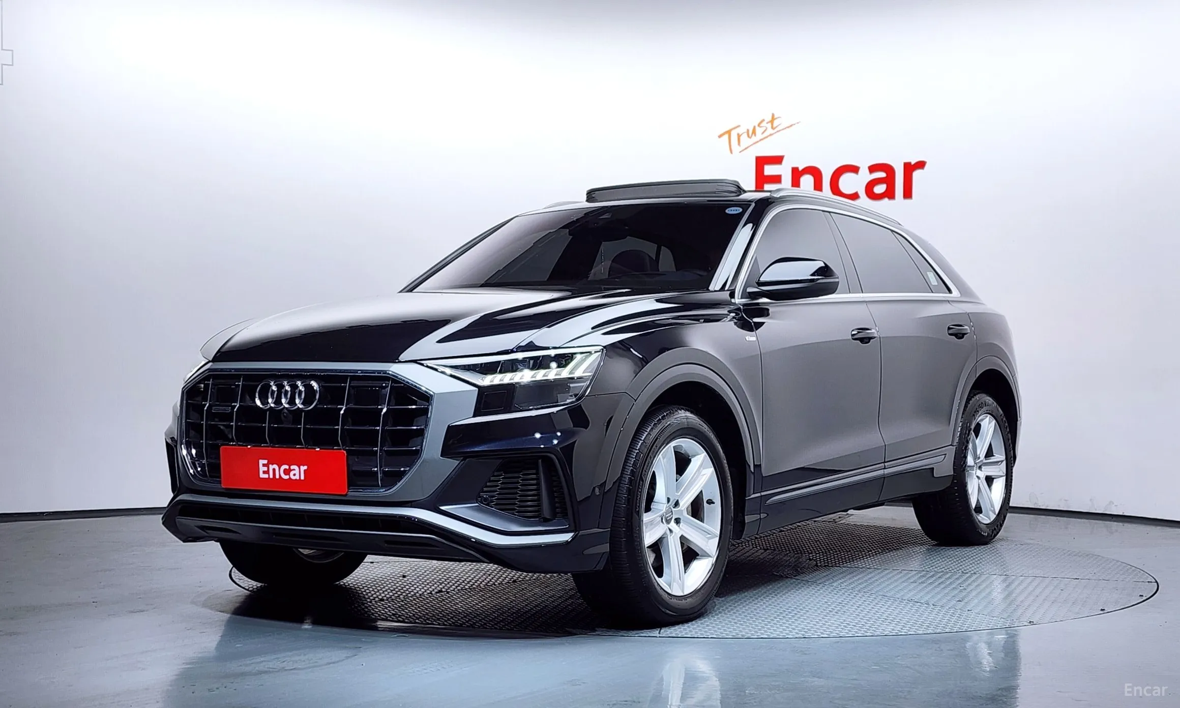 Audi Q8 (4M)