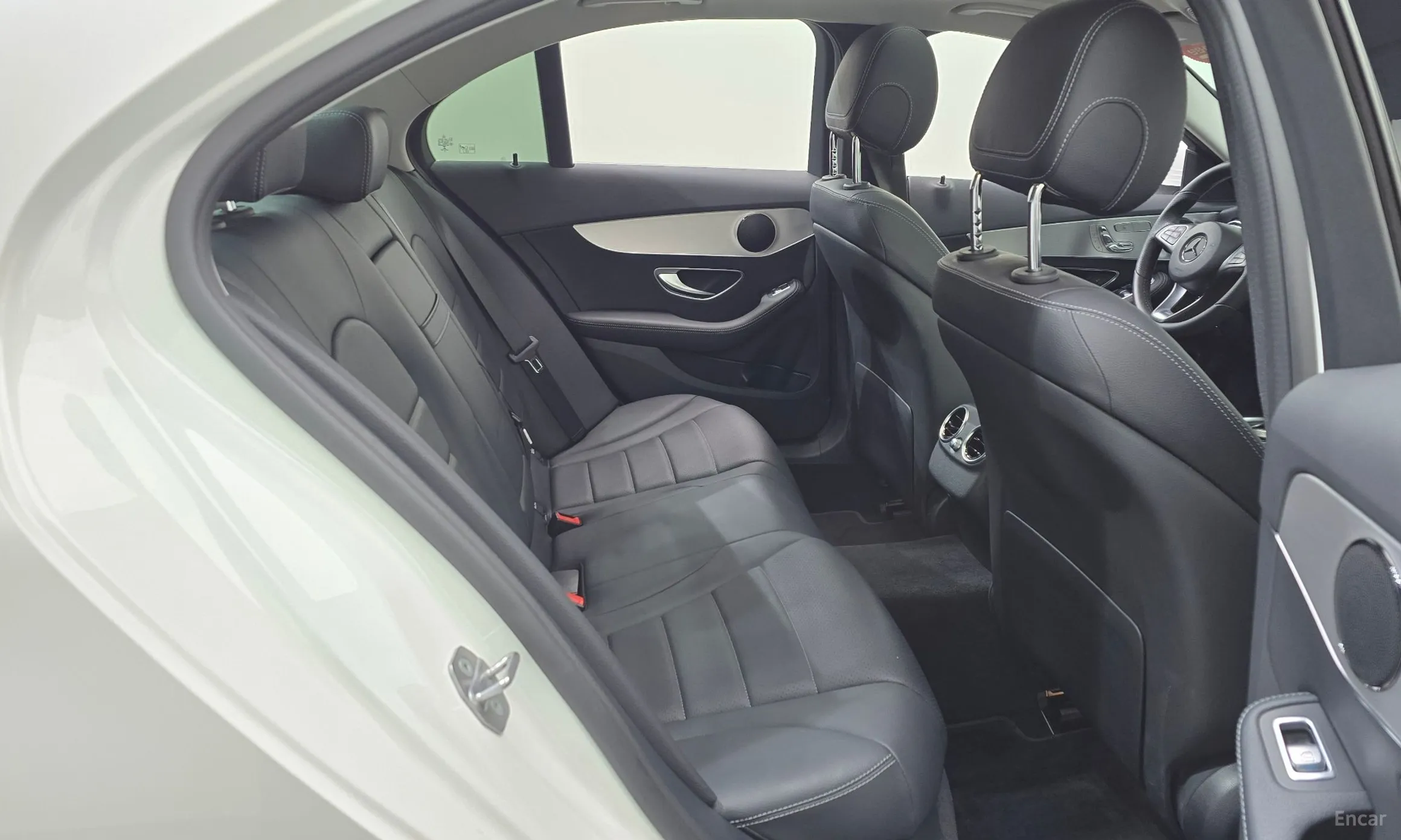 Mercedes Benz C-Class W205 превью 12