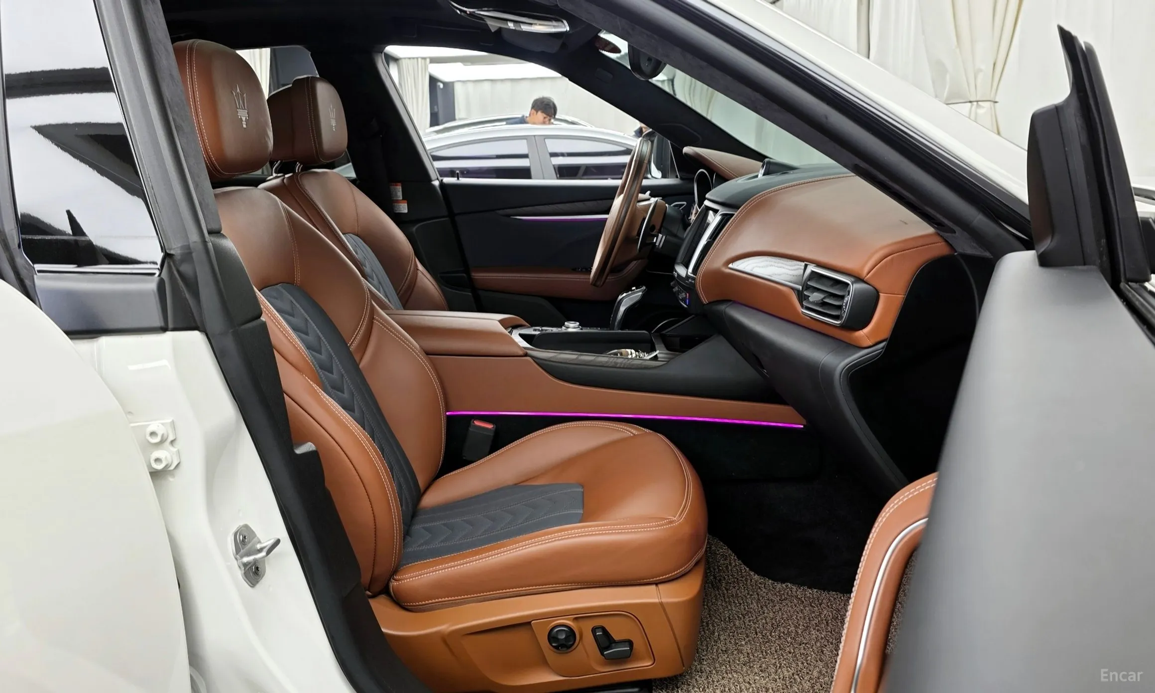 Maserati Levante превью 11