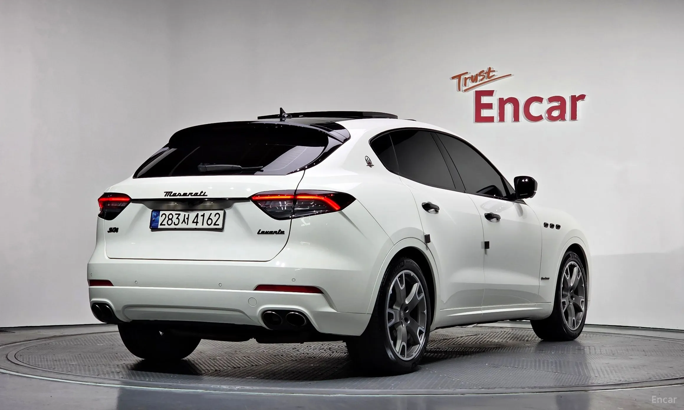 Maserati Levante превью 2