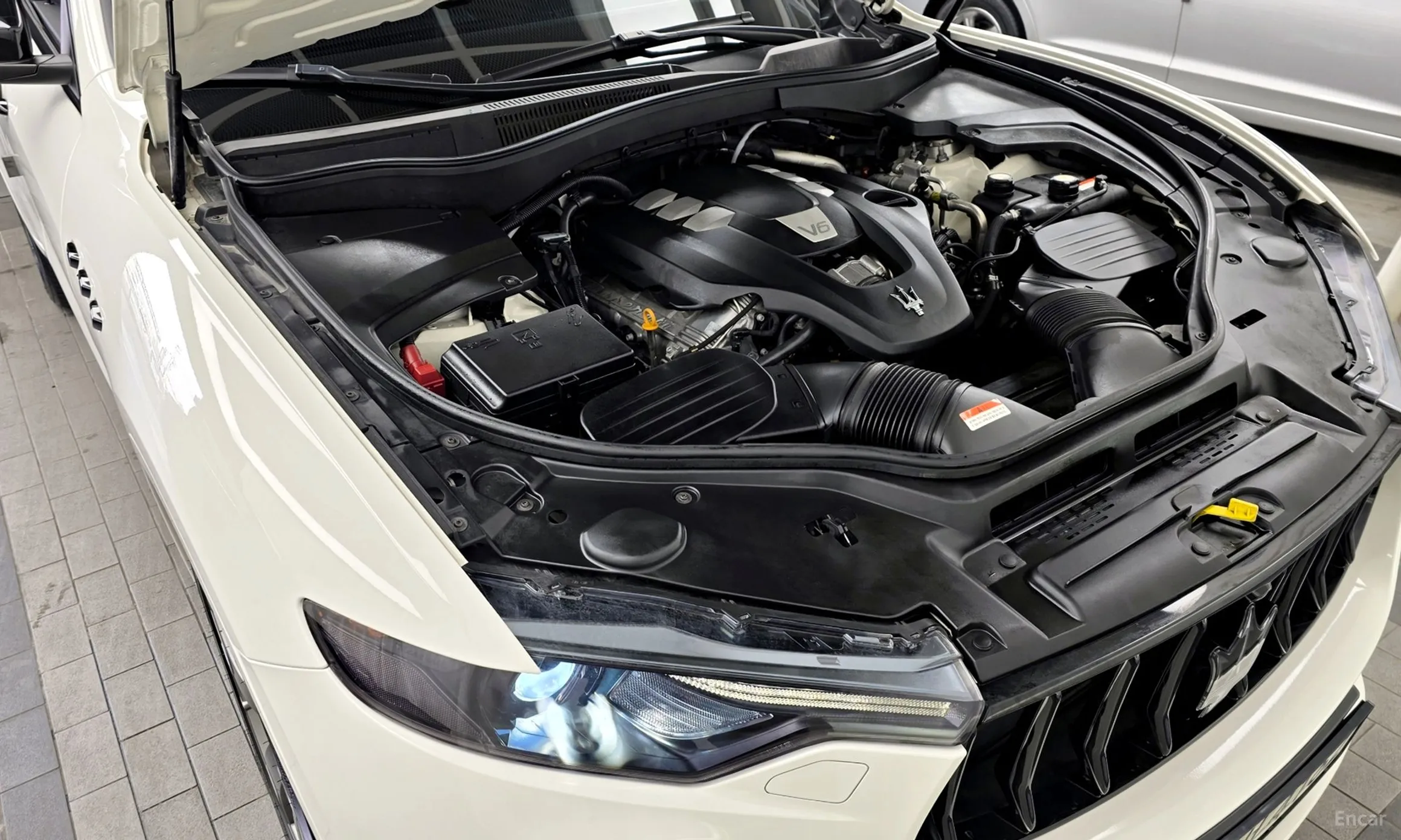 Maserati Levante превью 6