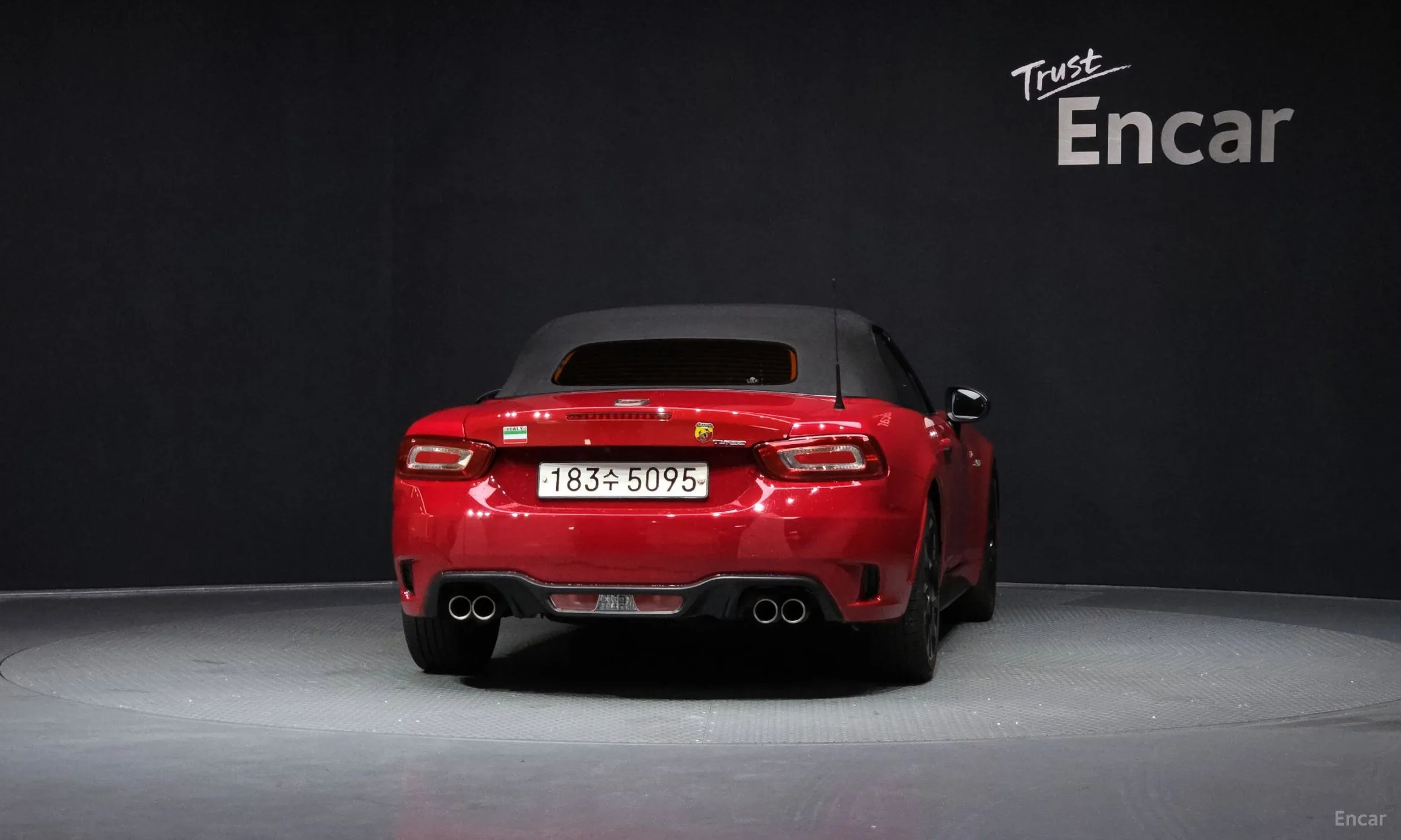 Fiat 124 Spider превью 4