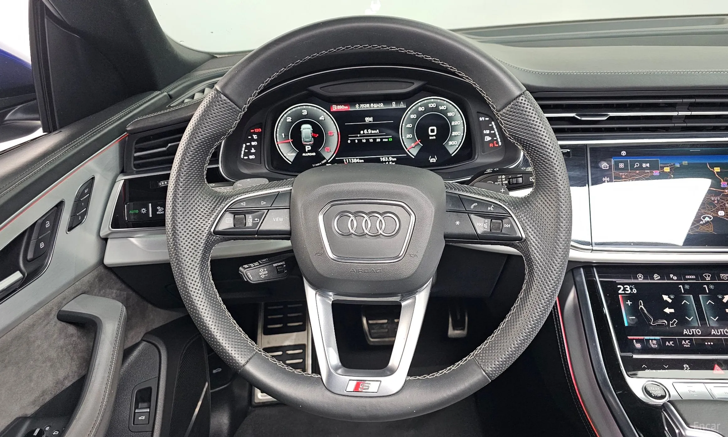 Audi Q8 (4M) превью 13