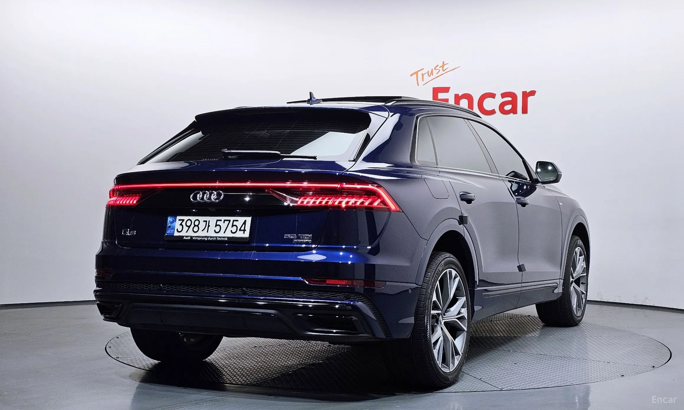 Audi Q8 (4M)