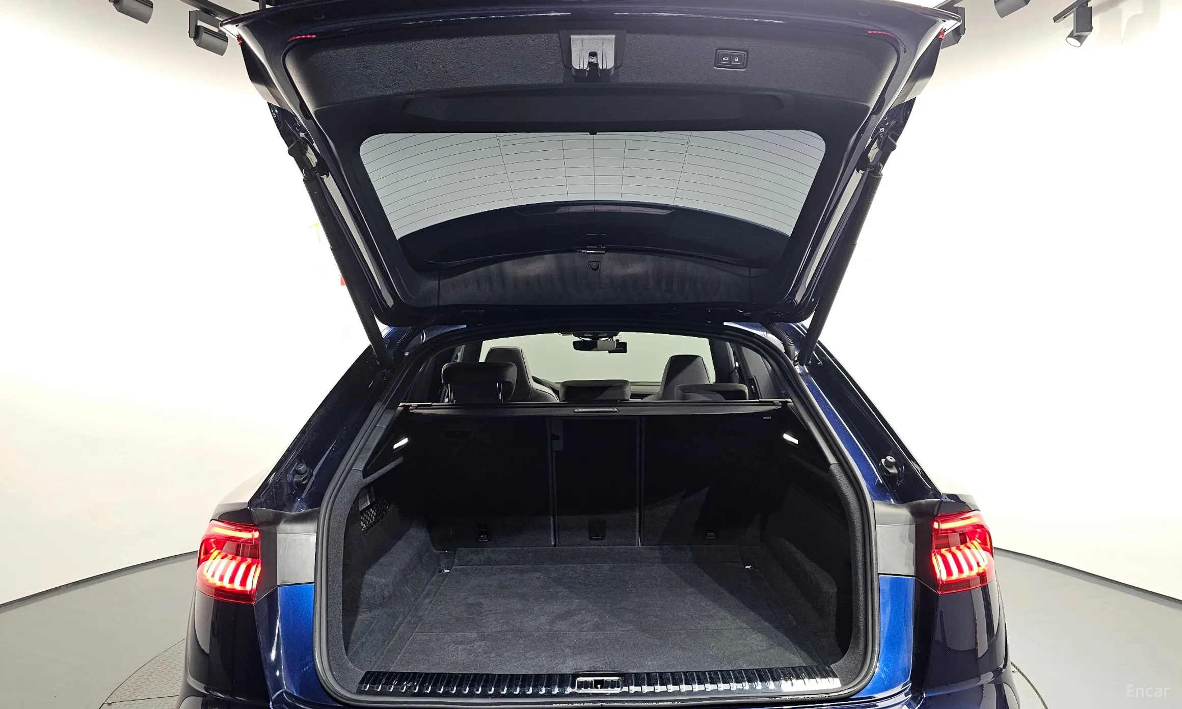 Audi Q8 (4M) превью 20