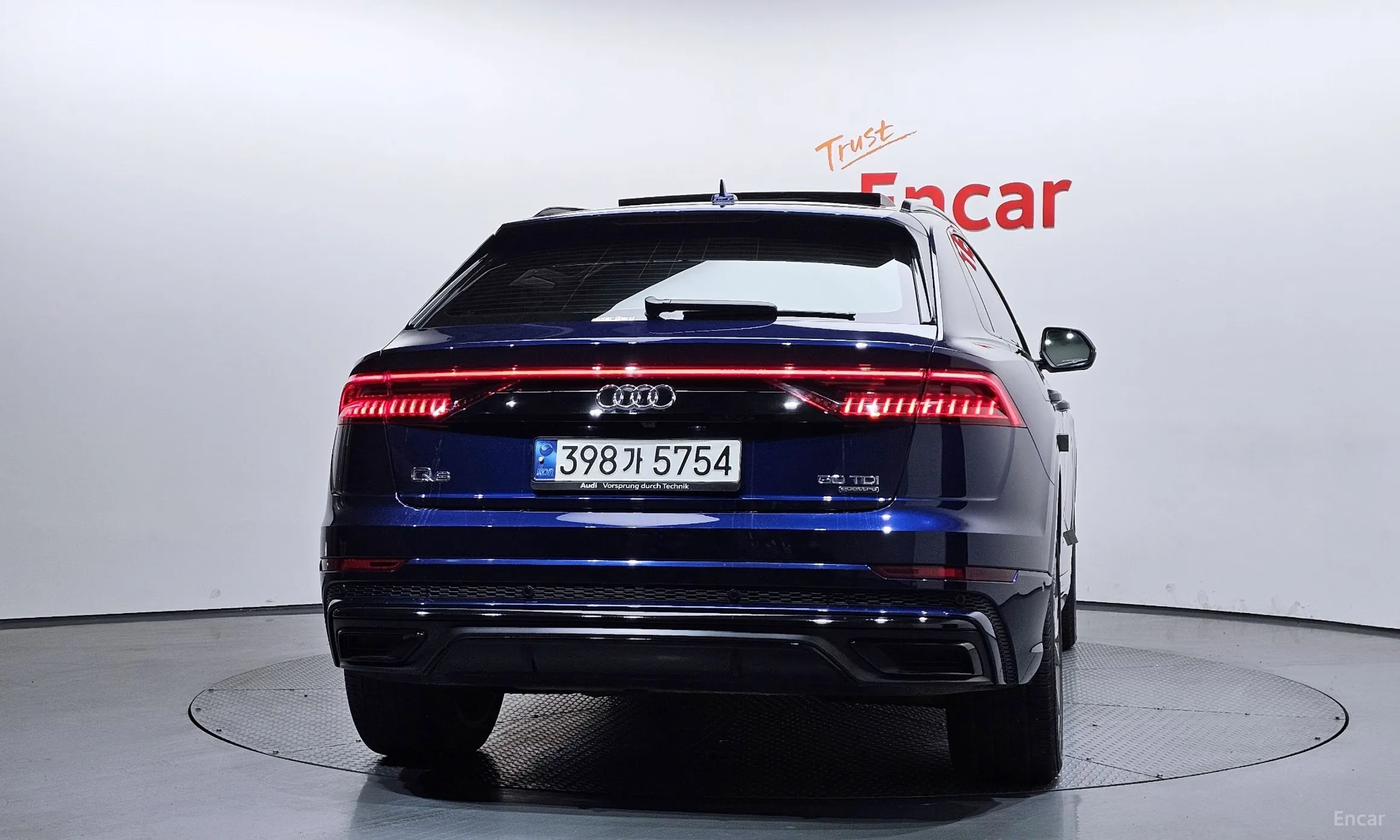 Audi Q8 (4M) превью 4
